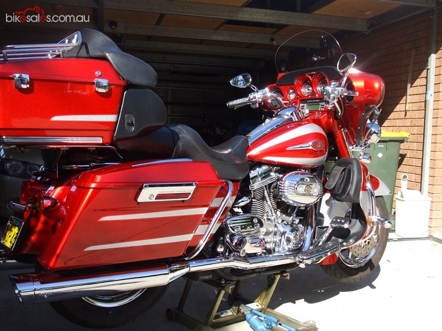 2008 HARLEY-DAVIDSON FLHTCUSE2 S/EAGLE ULTRA CRUISER
