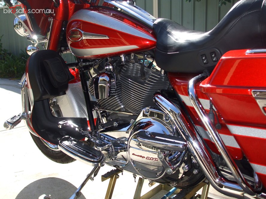 2008 HARLEY-DAVIDSON FLHTCUSE2 S/EAGLE ULTRA CRUISER