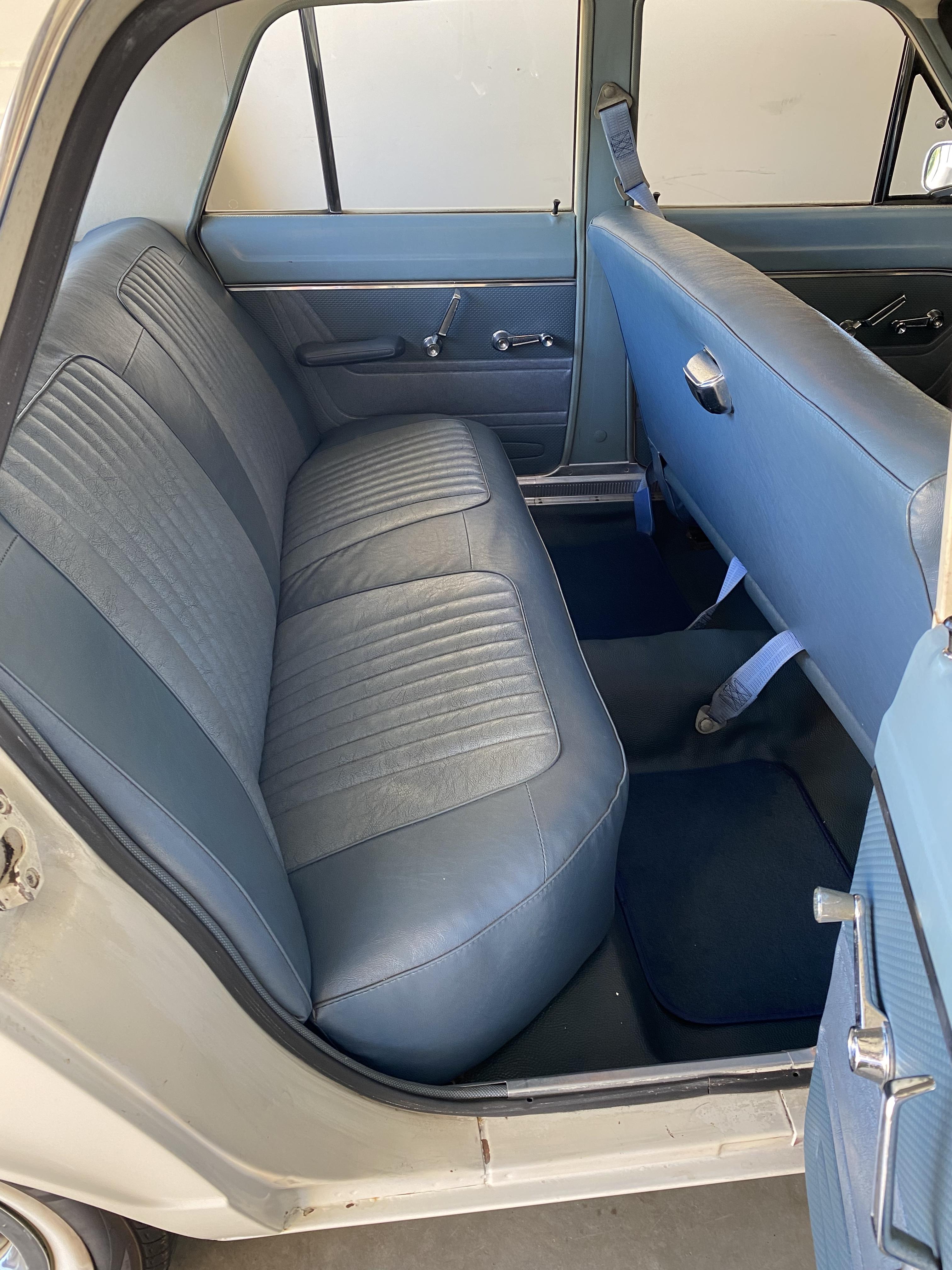 1964 CHRYSLER VALIANT AP5 SEDAN