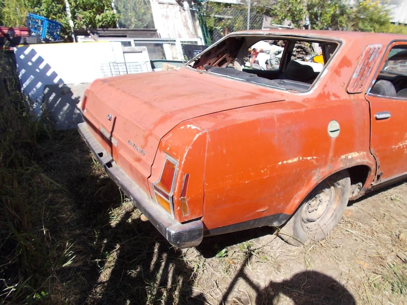 1973 LEYLAND P76 SUPER 4 SP MANUAL 4D SEDAN