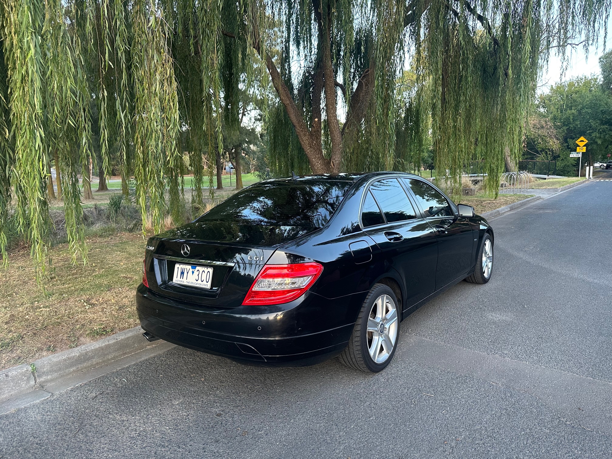2010 MERCEDES-BENZ C200 W204 MY10 CGI ELEGANCE 5 SP AUTOMATIC TIPSHIFT 4D SEDAN