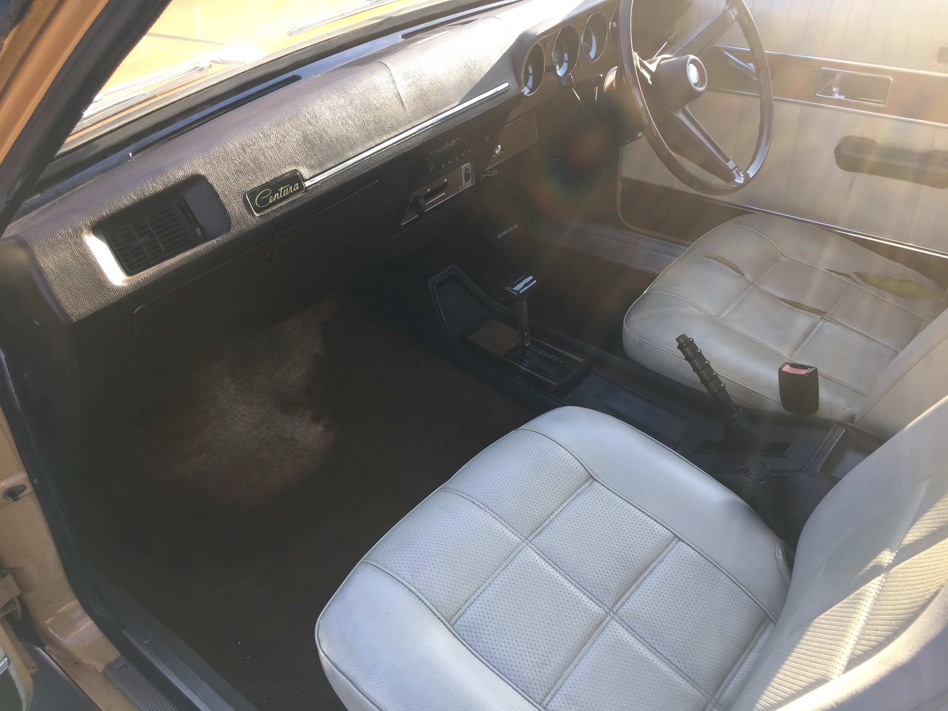 1975 CHRYSLER CENTURA KB GL SEDAN