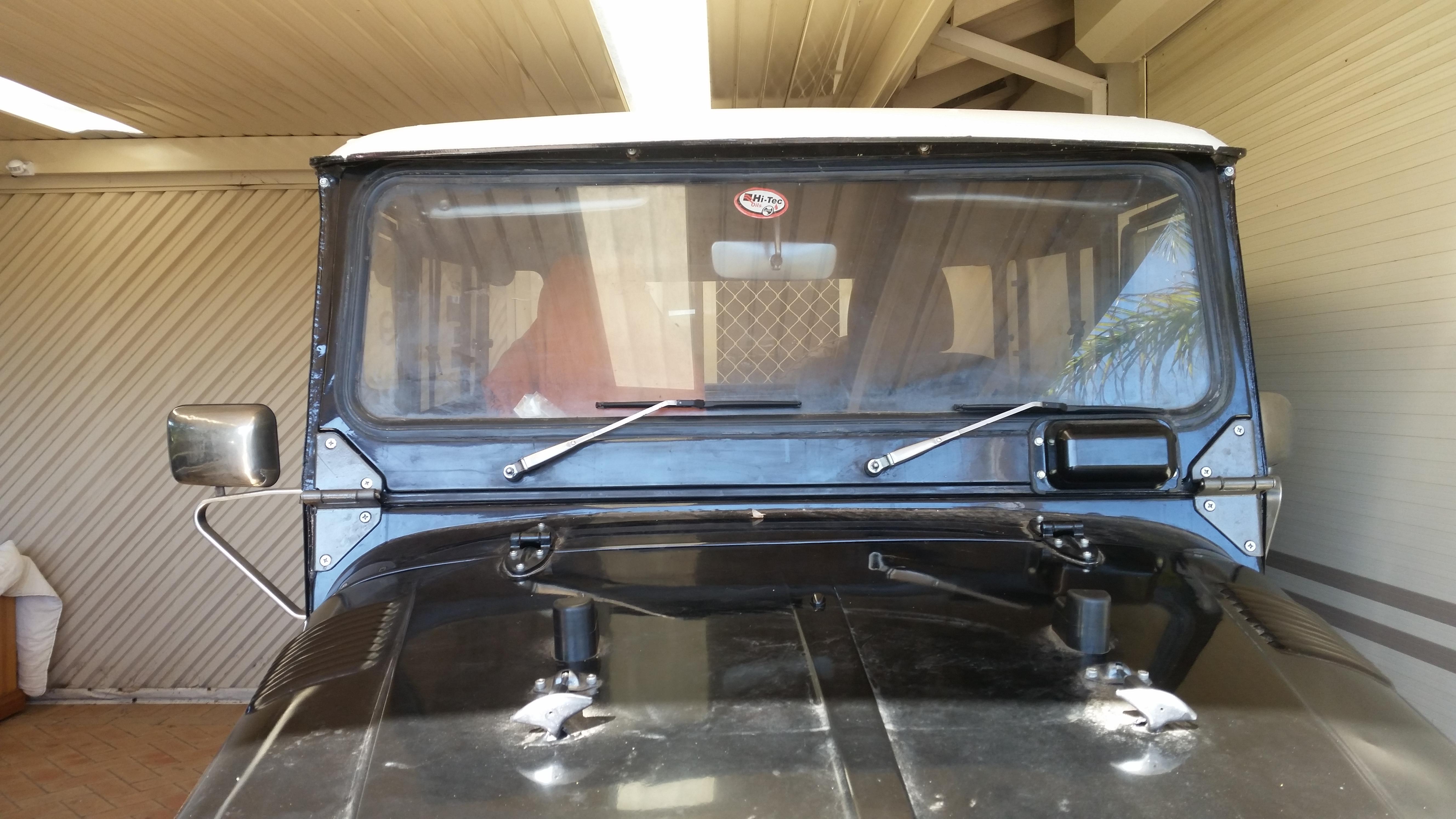 1974 TOYOTA LANDCRUISER FJ40 HARDTOP