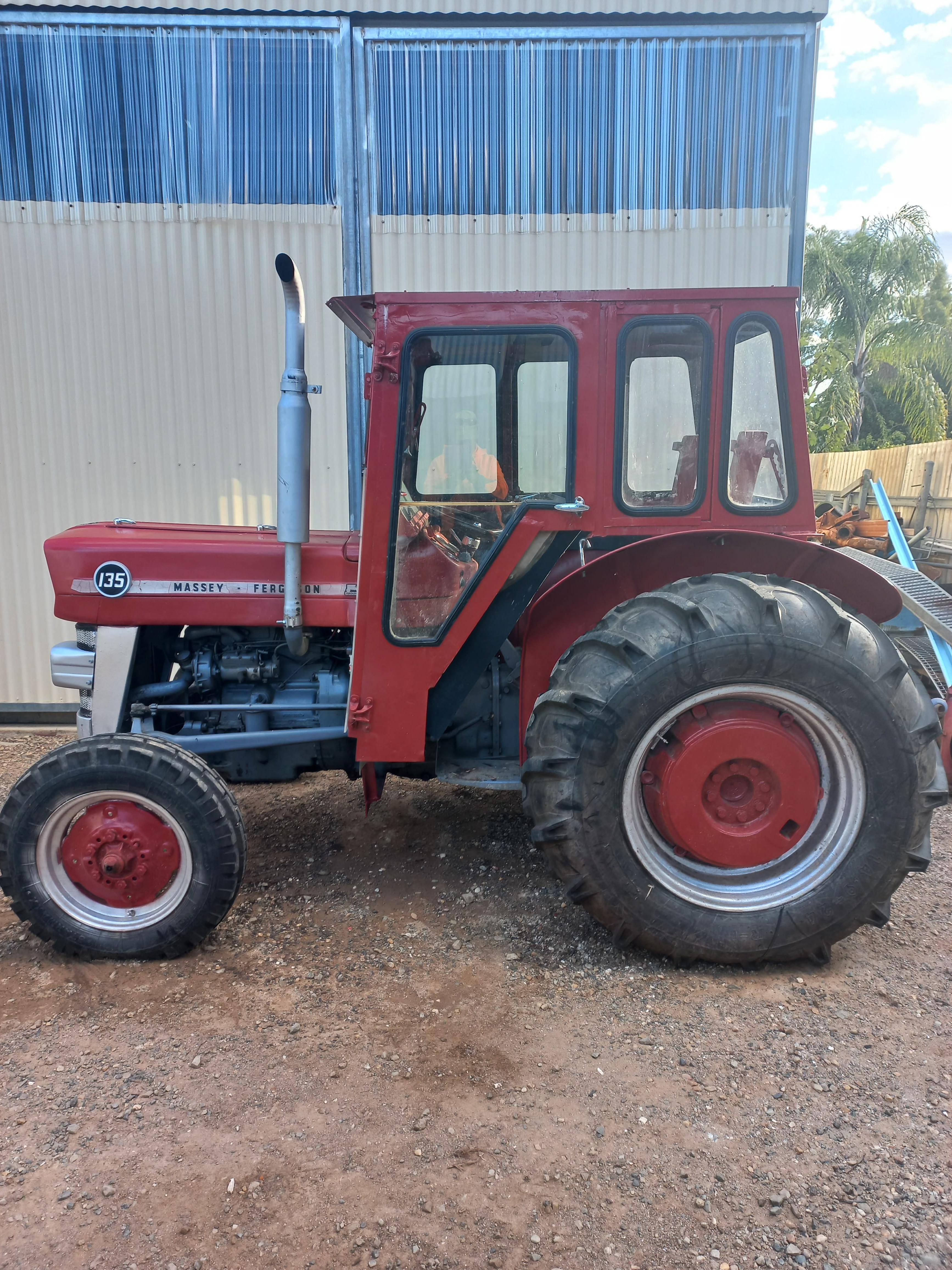 1970 MASSEY FERGUSON TRACTOR