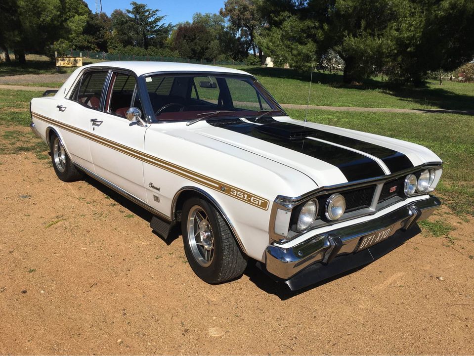 1971 FORD FARIMONT XY SEDAN