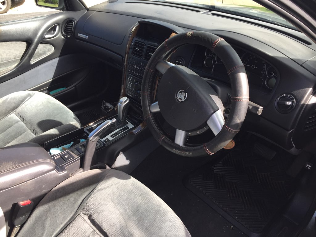 2003 HOLDEN STATESMAN WK SEDAN