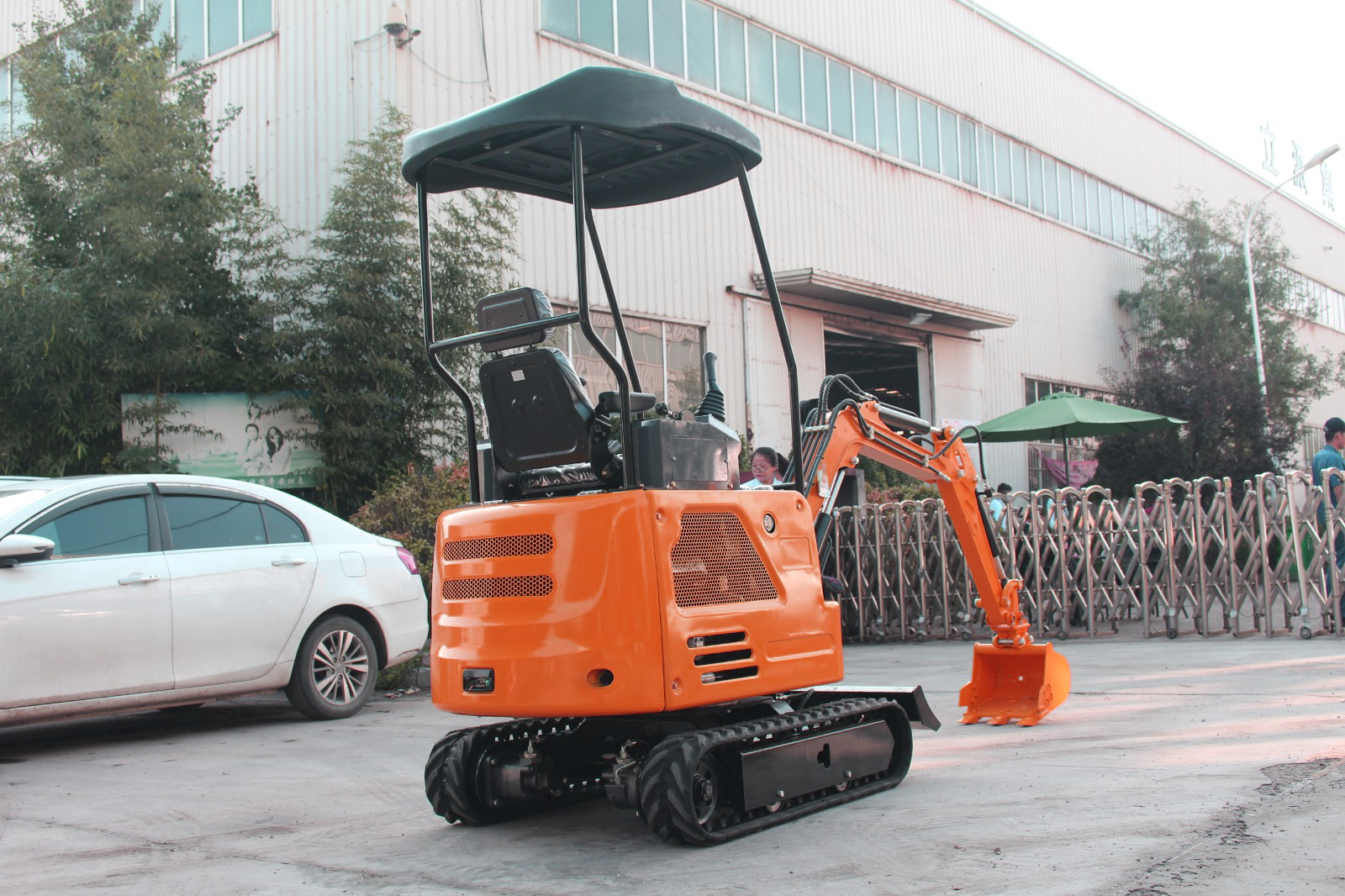 EMED Mini Excavator EM1.5 + Trailer + Free Attachments