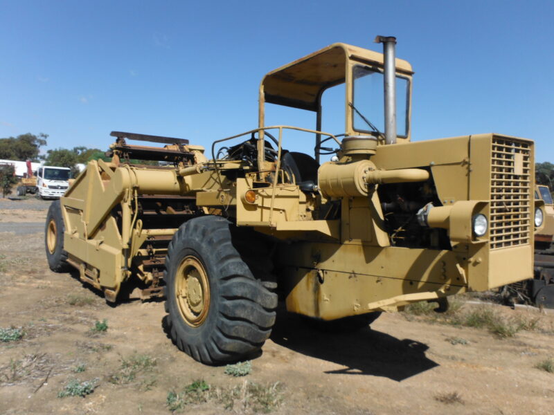 International Harvester Scraper