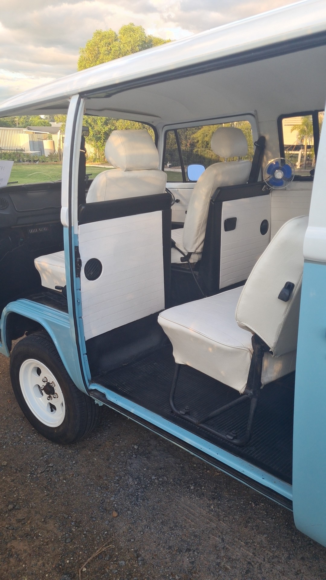 1975 VOLKSWAGEN MICRO BUS