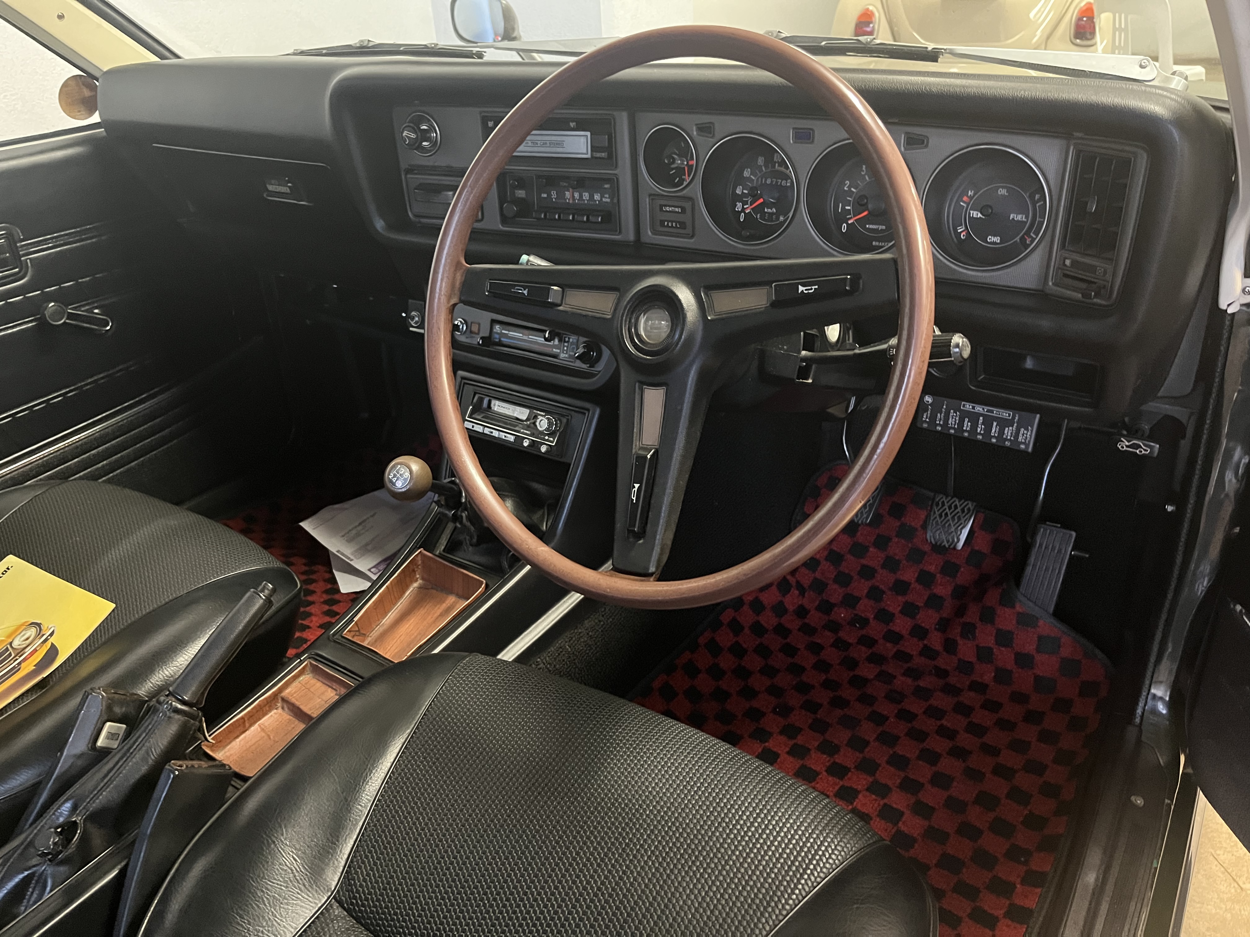 1975 TOYOTA COROLLA SL HARDTOP 