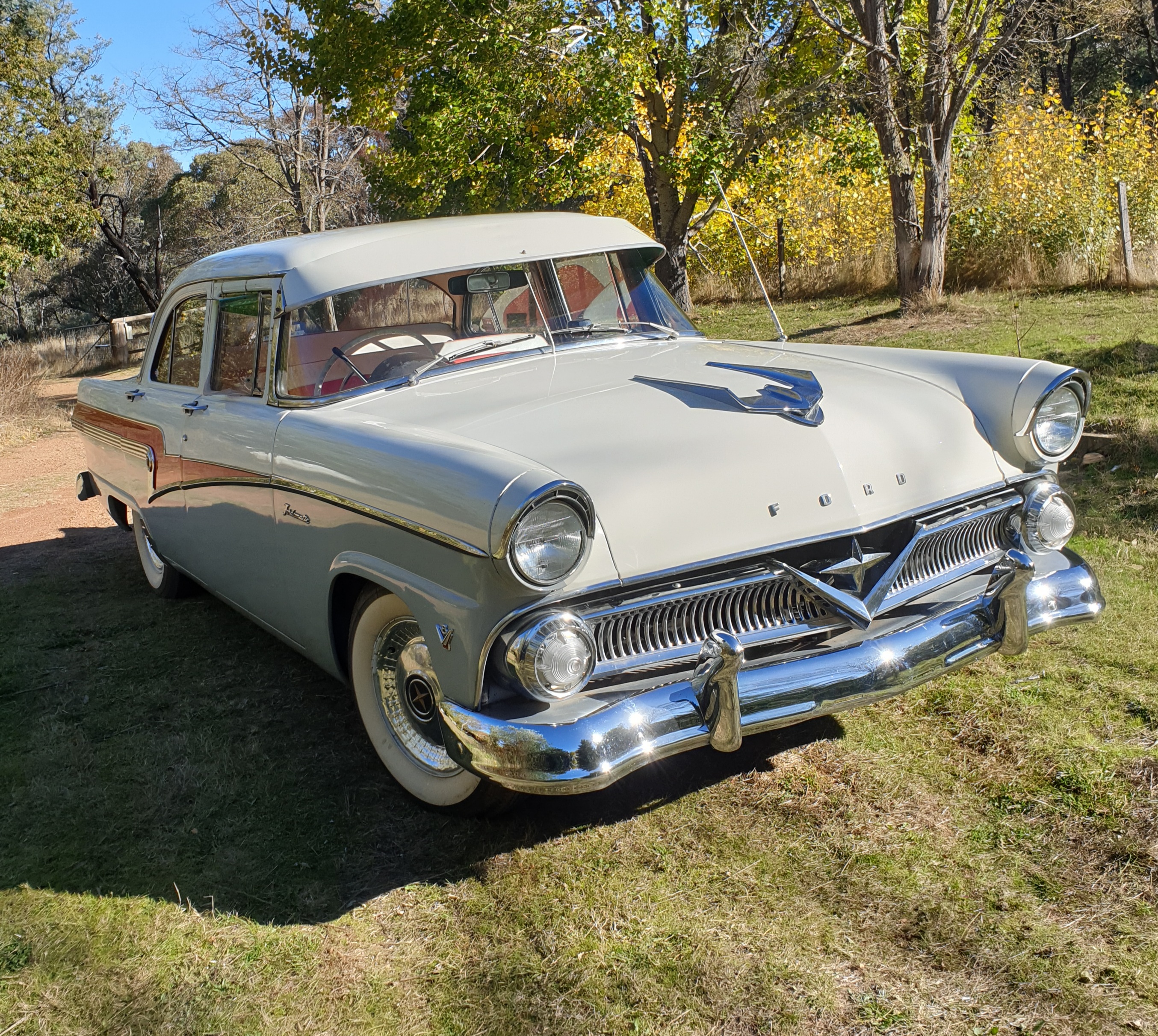 1959 FORD CUSTOMLINE SEDAN