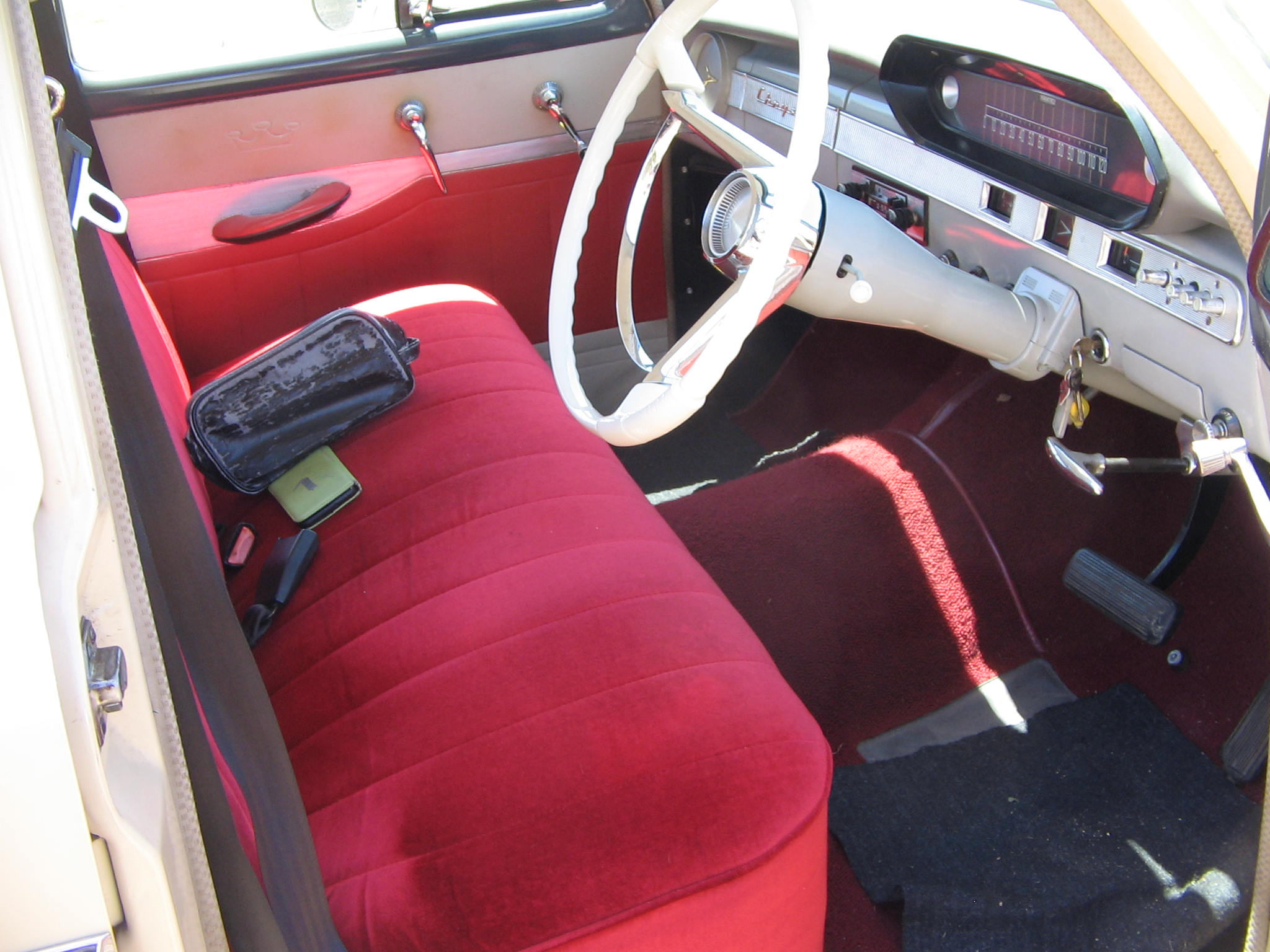 1960 CHRYSLER ROYAL AP3 SEDAN