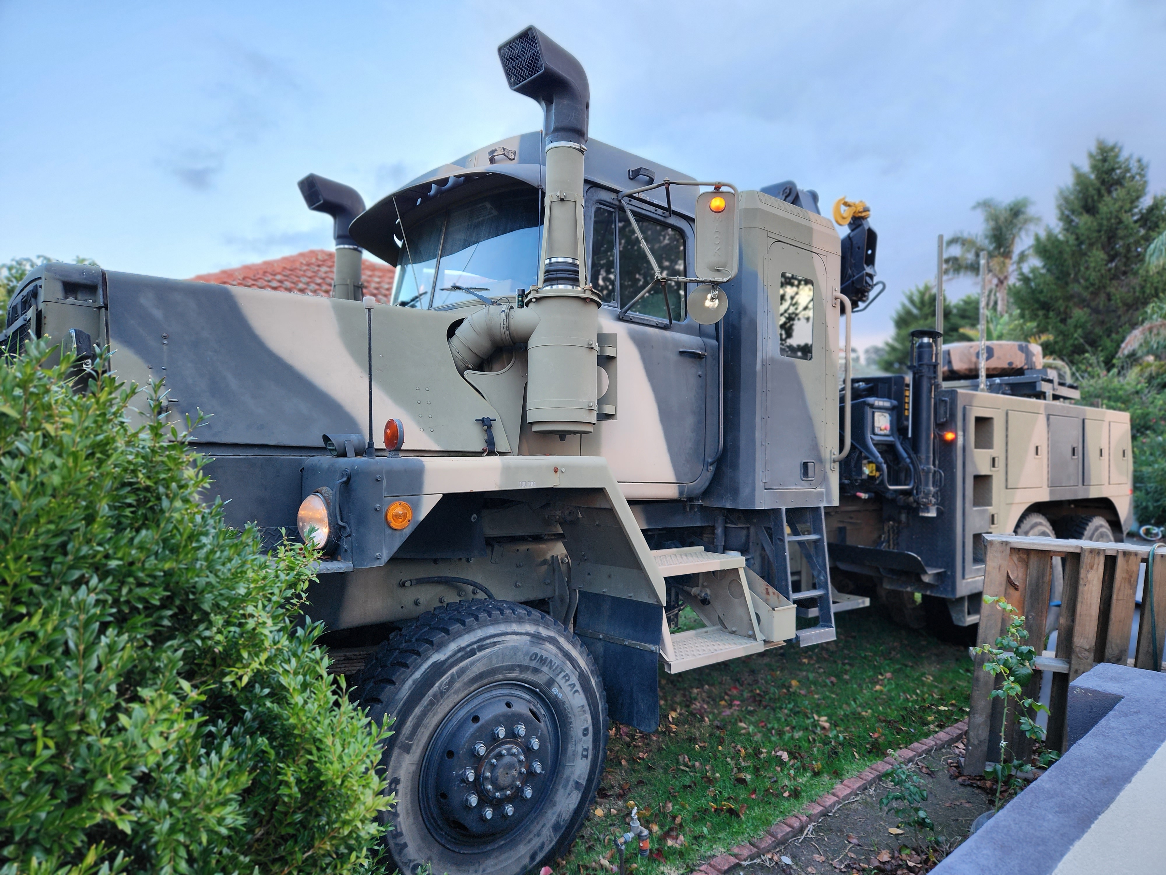1985 MACK RM6866RS 6X6 TOW TRUCK
