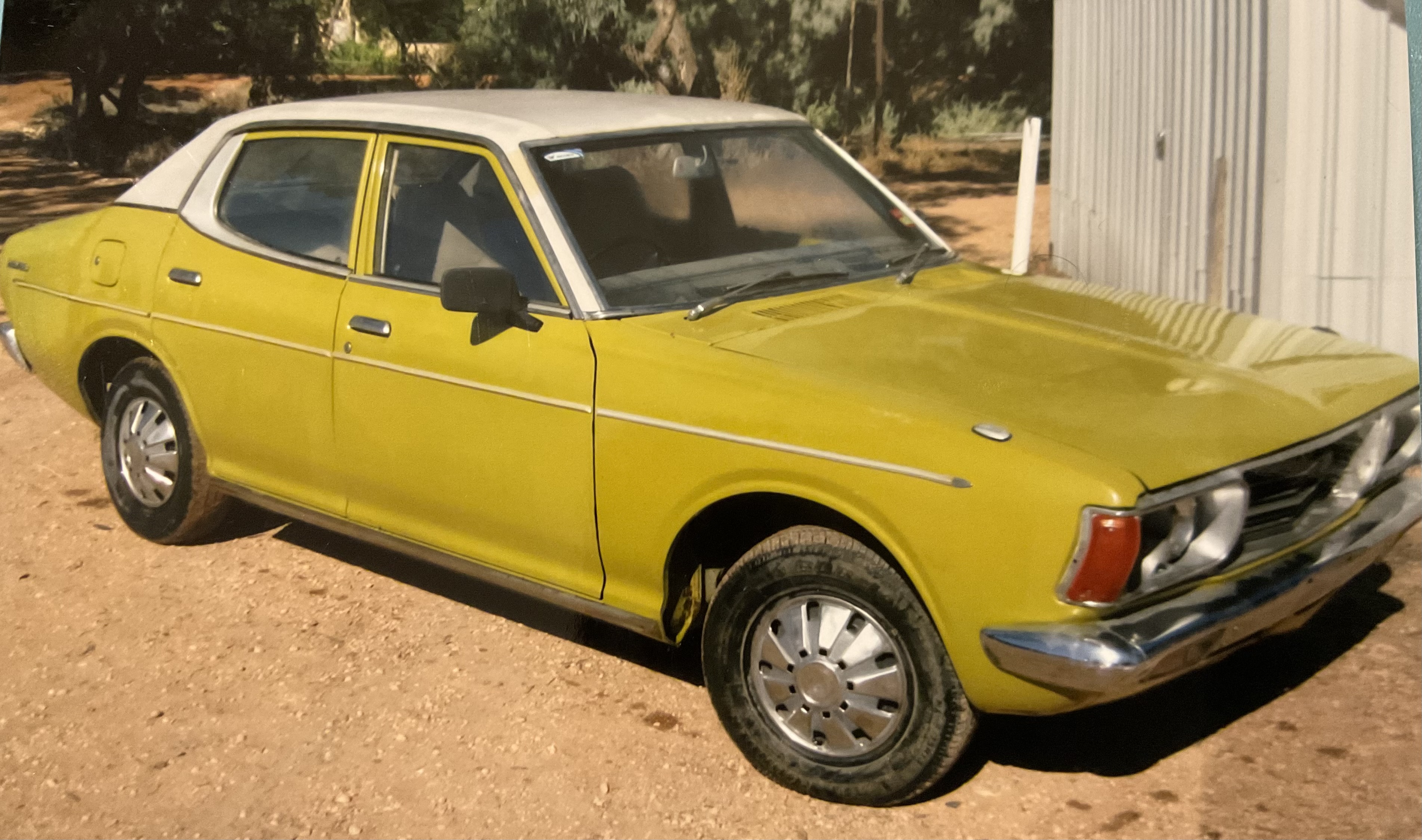 1976 DATSUN 180B SEDAN