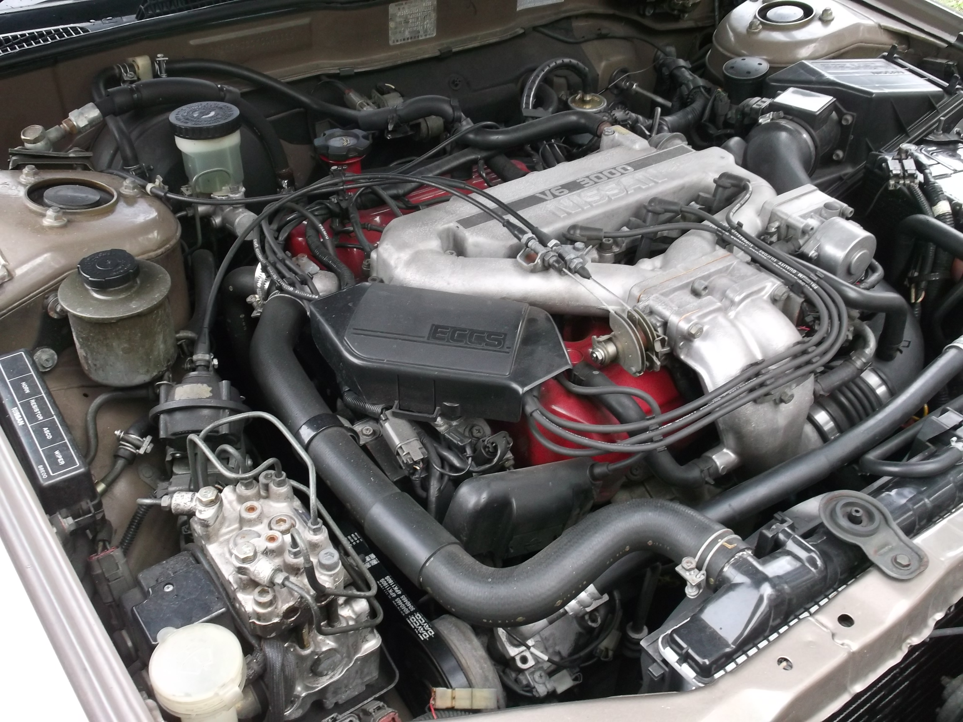 1990 NISSAN MAXIMA Ti SEDAN