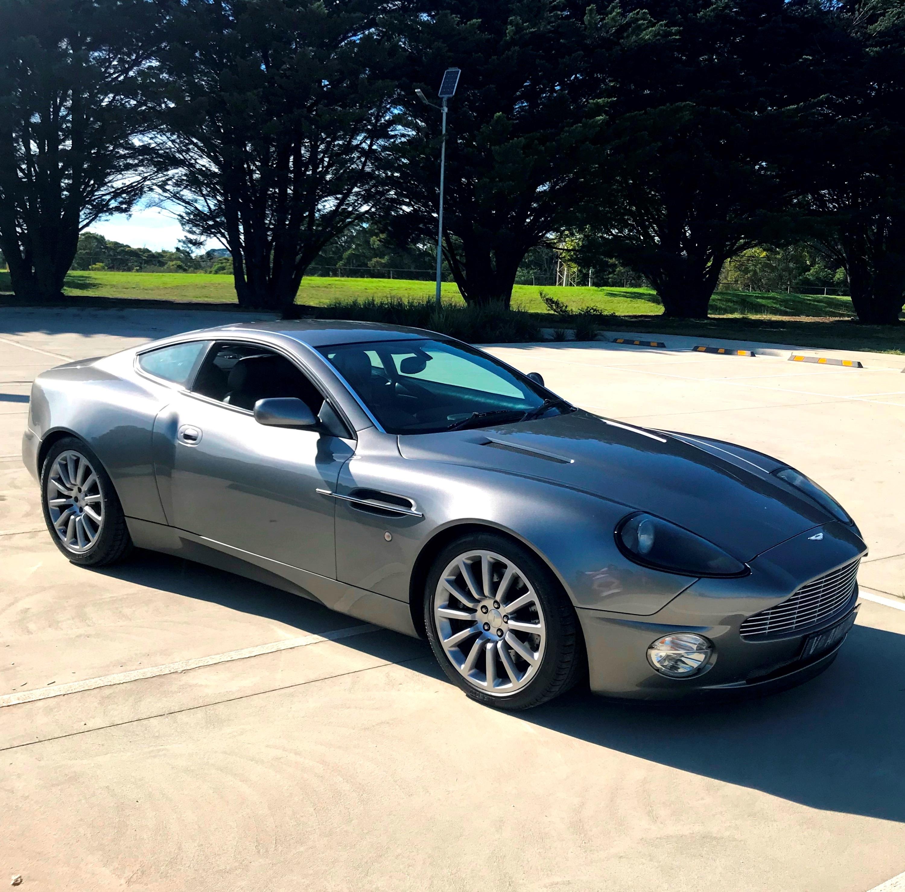 2003 ASTON MARTIN VANQUISH COUPE