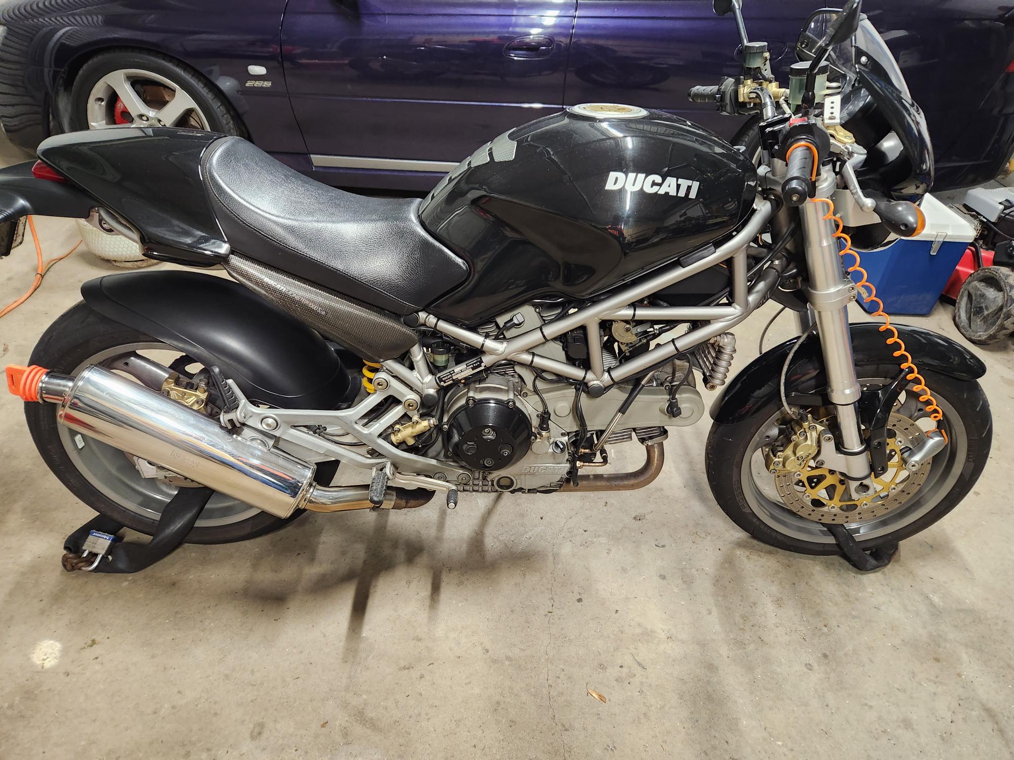 2004 DUCATI 1000 SS SPORTS