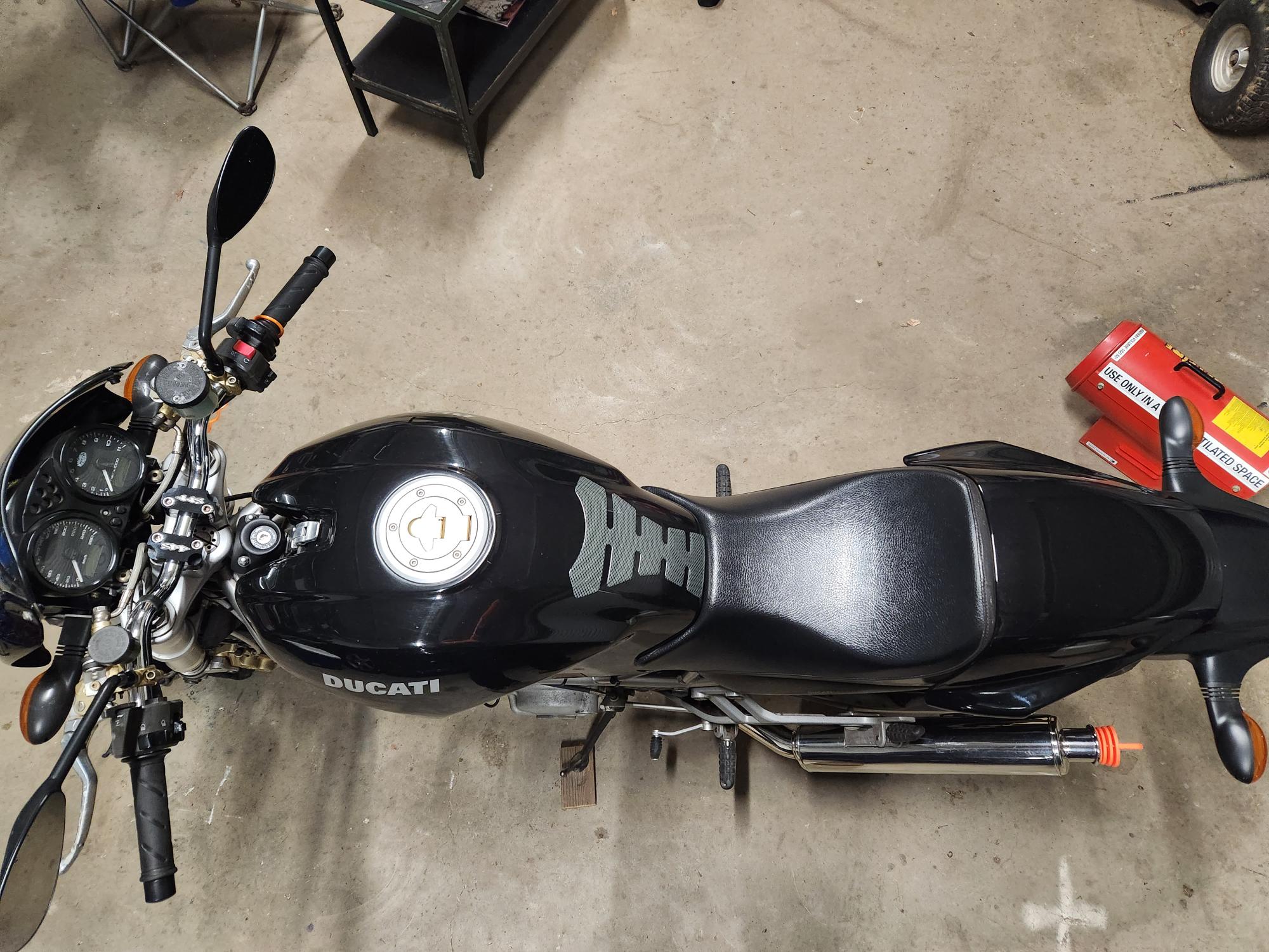 2004 DUCATI 1000 SS SPORTS