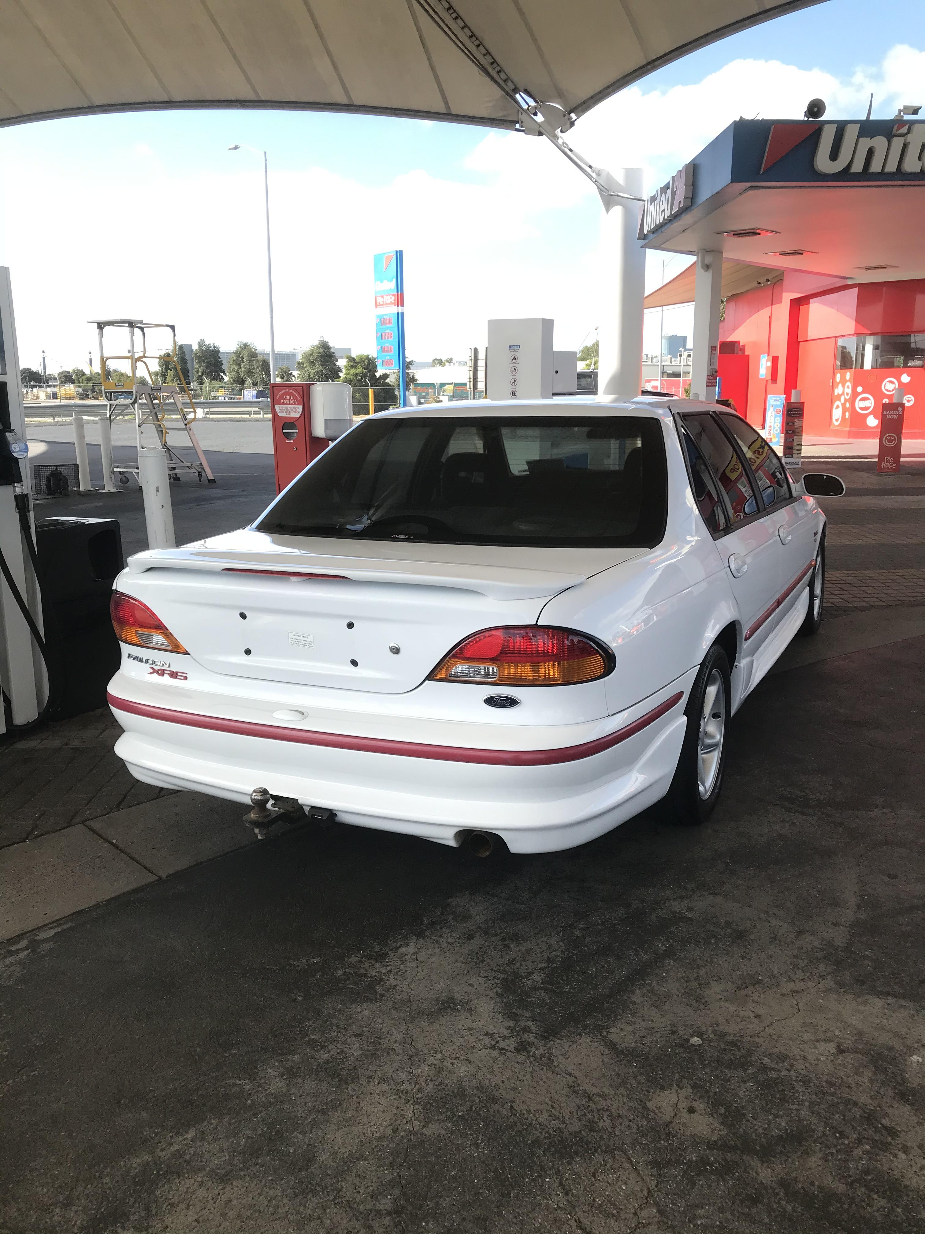 1998 FORD FALCON EL XR6 SEDAN