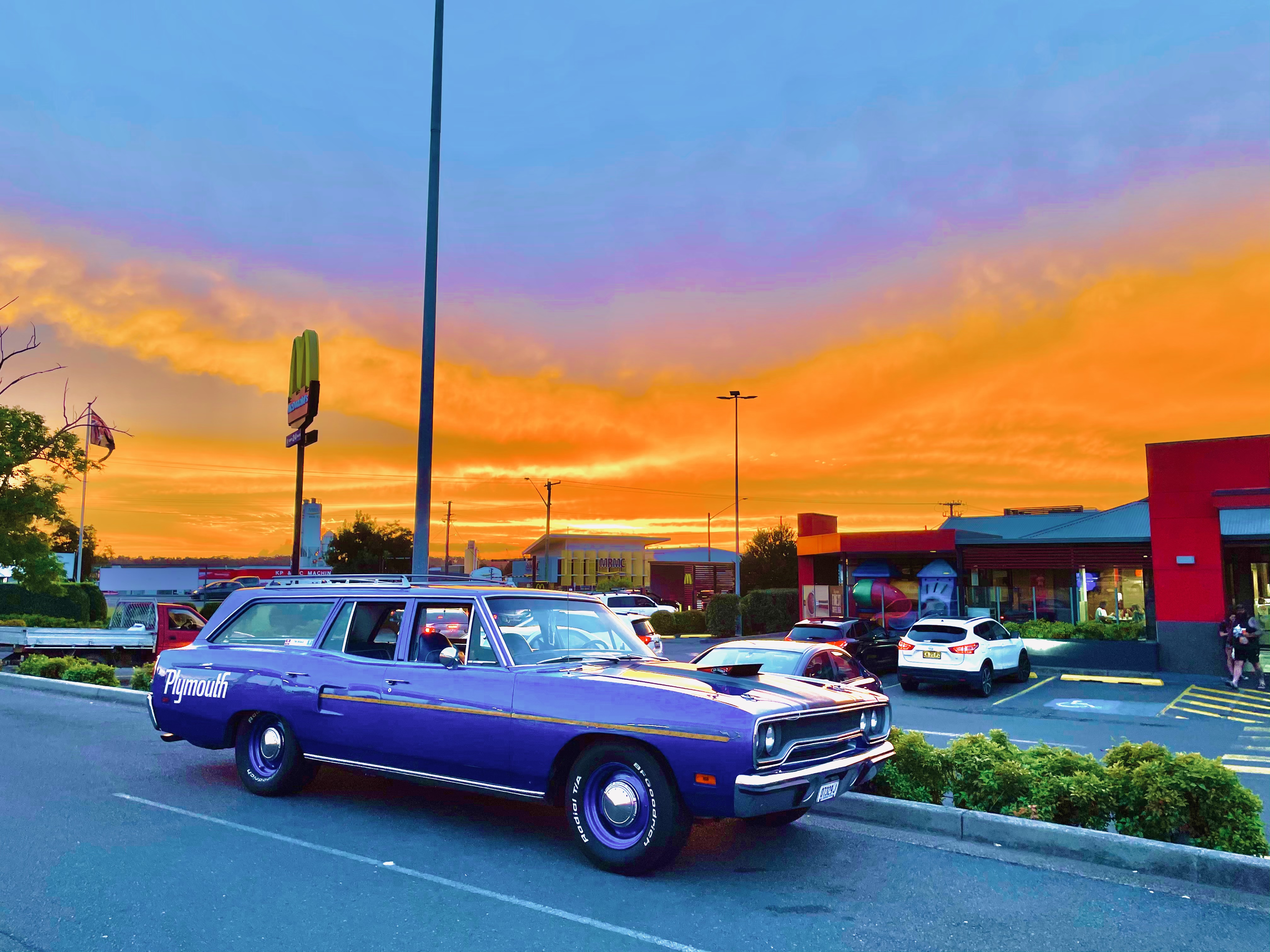 1970 PLYMOUTH ROAD RUNNER STATION WAGON