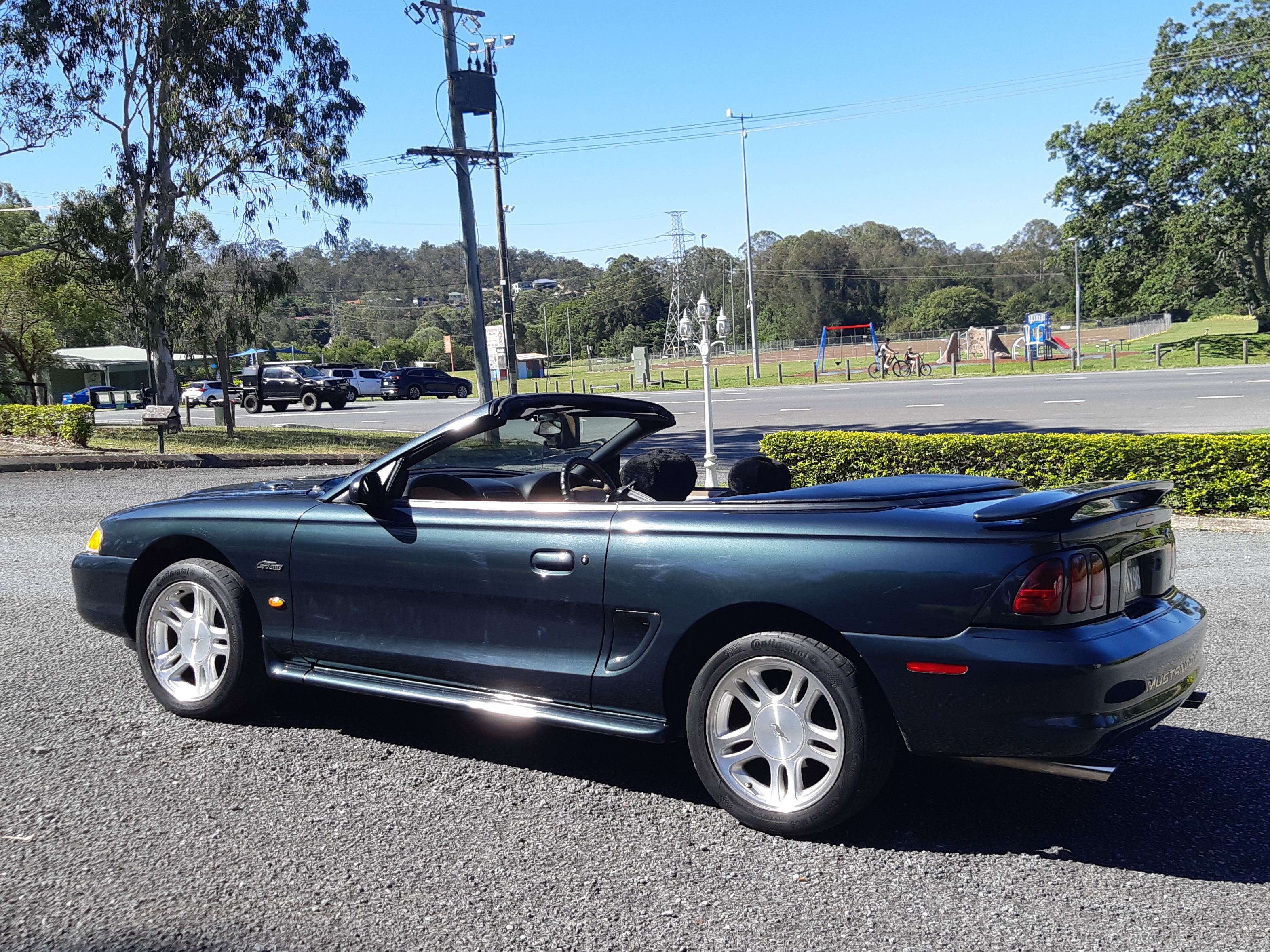 1998 MUSTANG GT V8 CONVERTIBLE