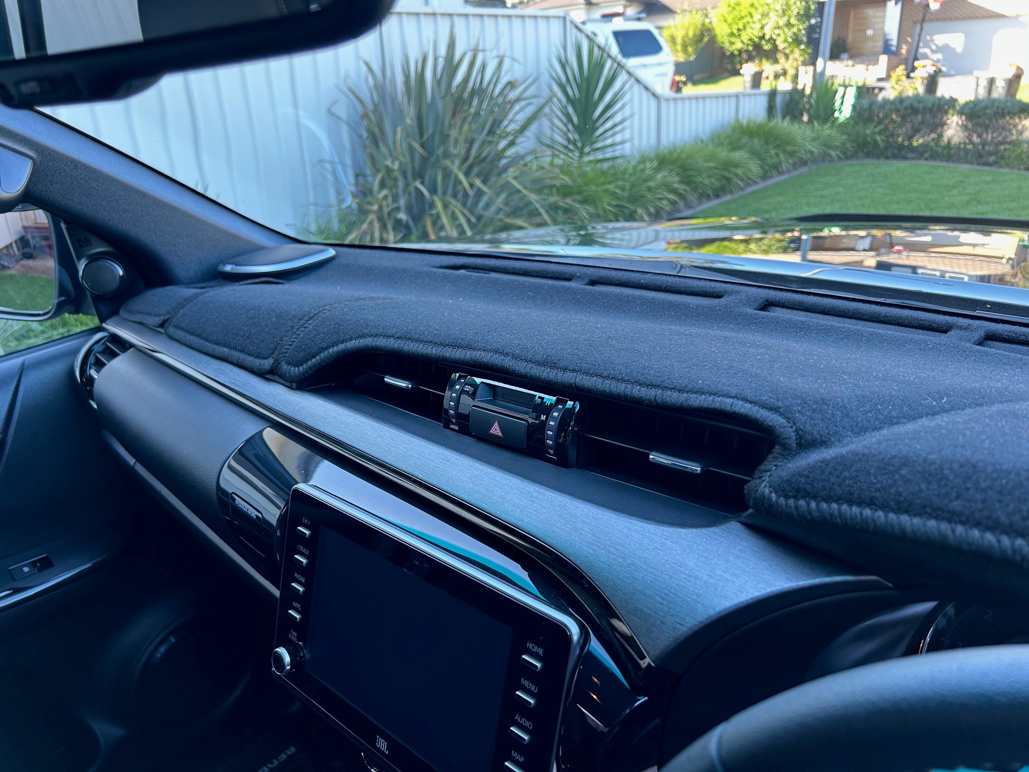 2022 TOYOTA HILUX GUN126R ROGUE (4x4) 6 SPEAKER 6 SP AUTOMATIC DOUBLE CAB P/UP 