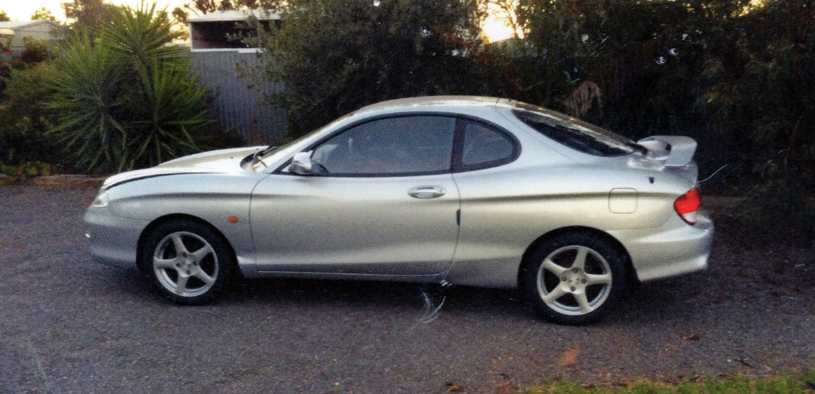 2000 HYUNDAI COUPE FX RDII COUPE