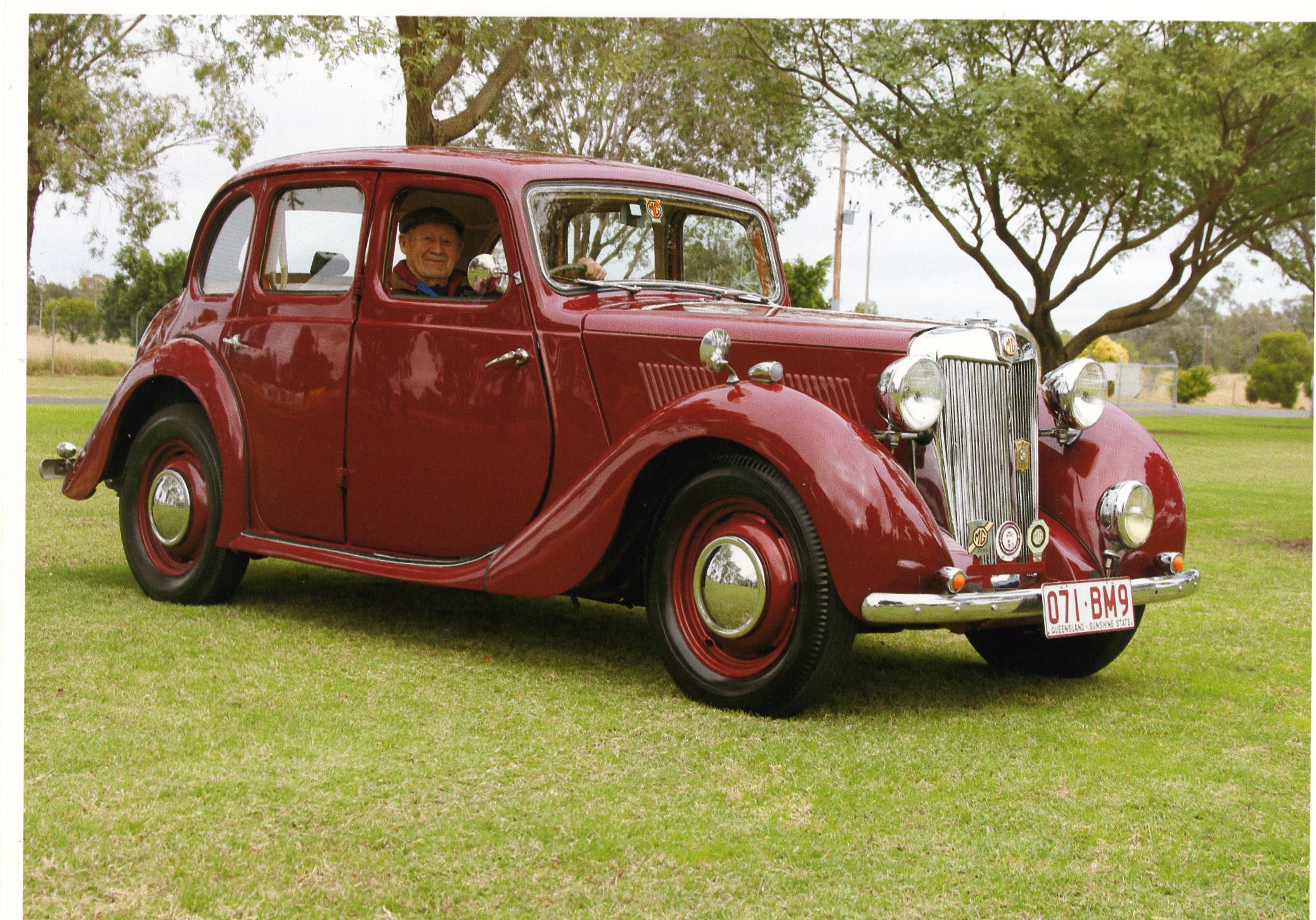 1949 MG YA SALOON