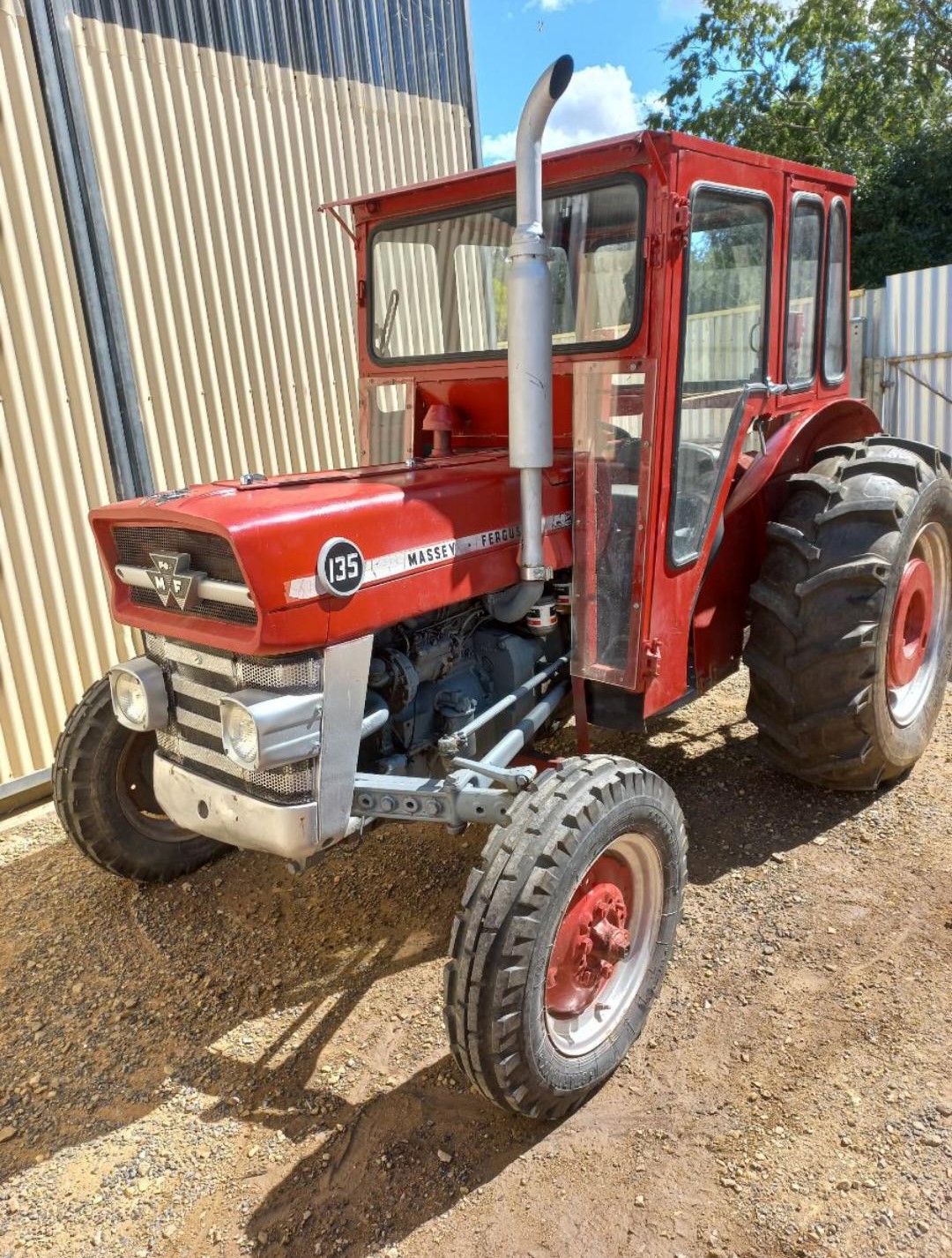 1970 MASSEY FERGUSON TRACTOR
