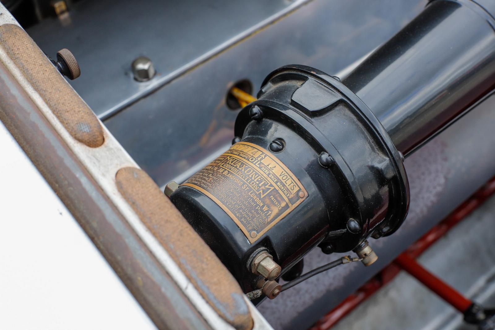 1925 VAUXHALL 30/98 TOURER
