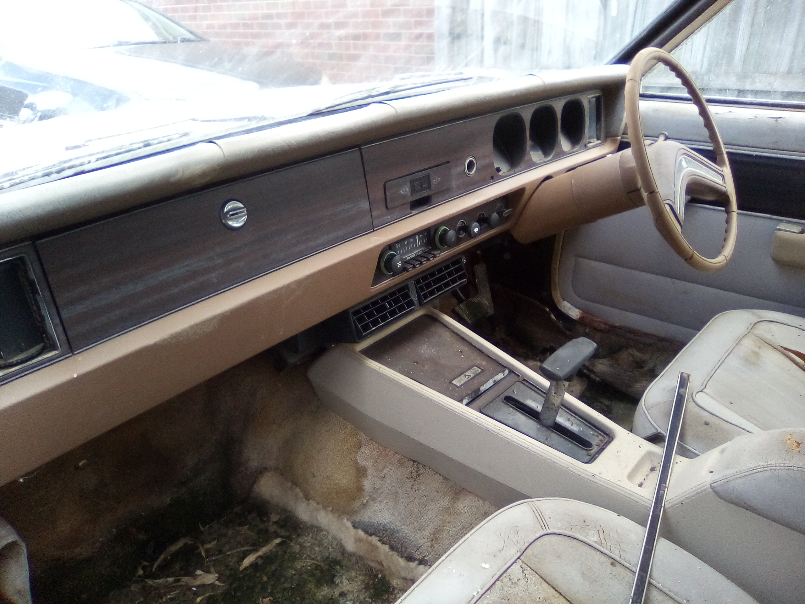 1974 HOLDEN TORANA LH SEDAN