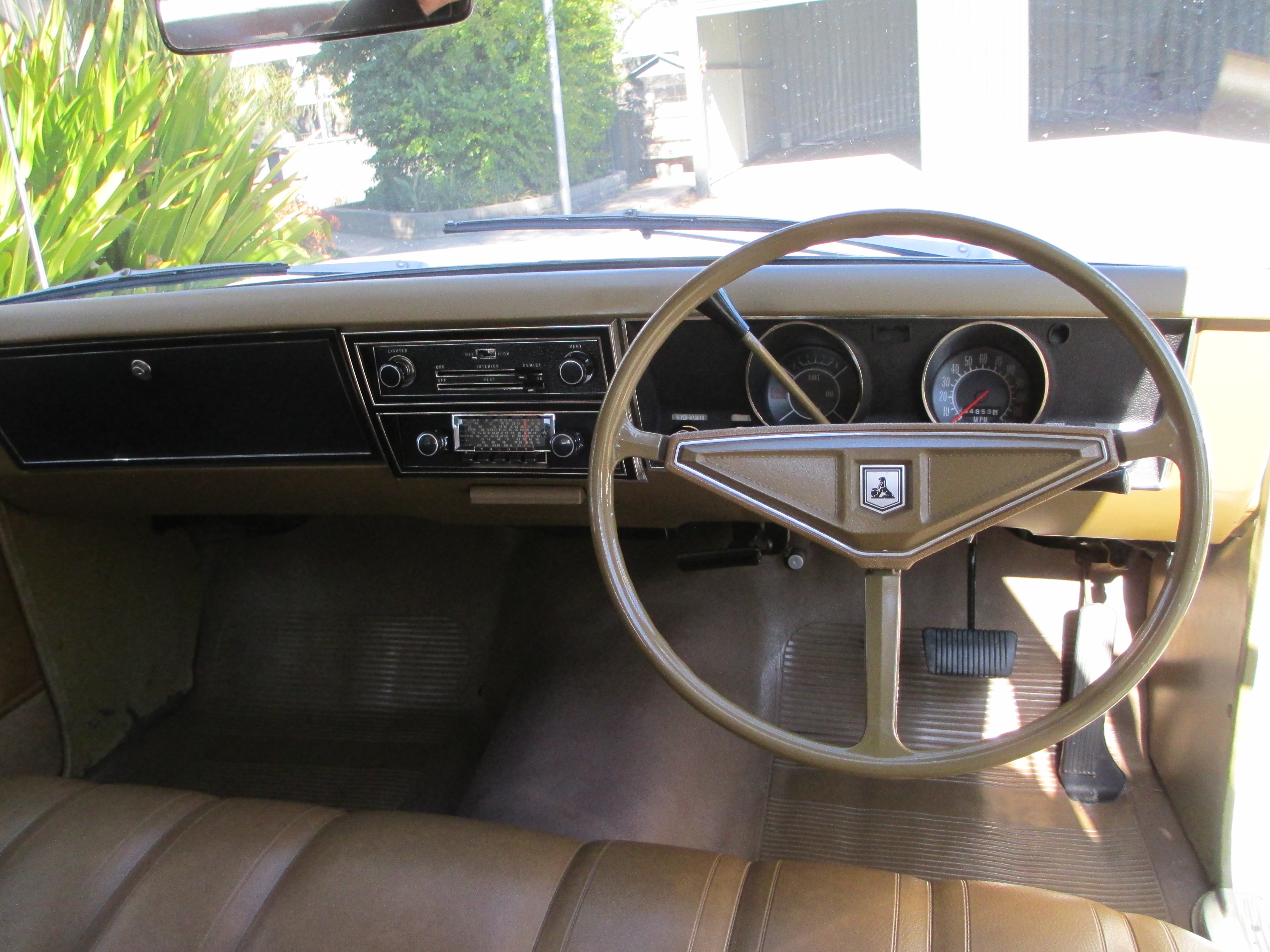 1971 HOLDEN KINGSWOOD HG SEDAN