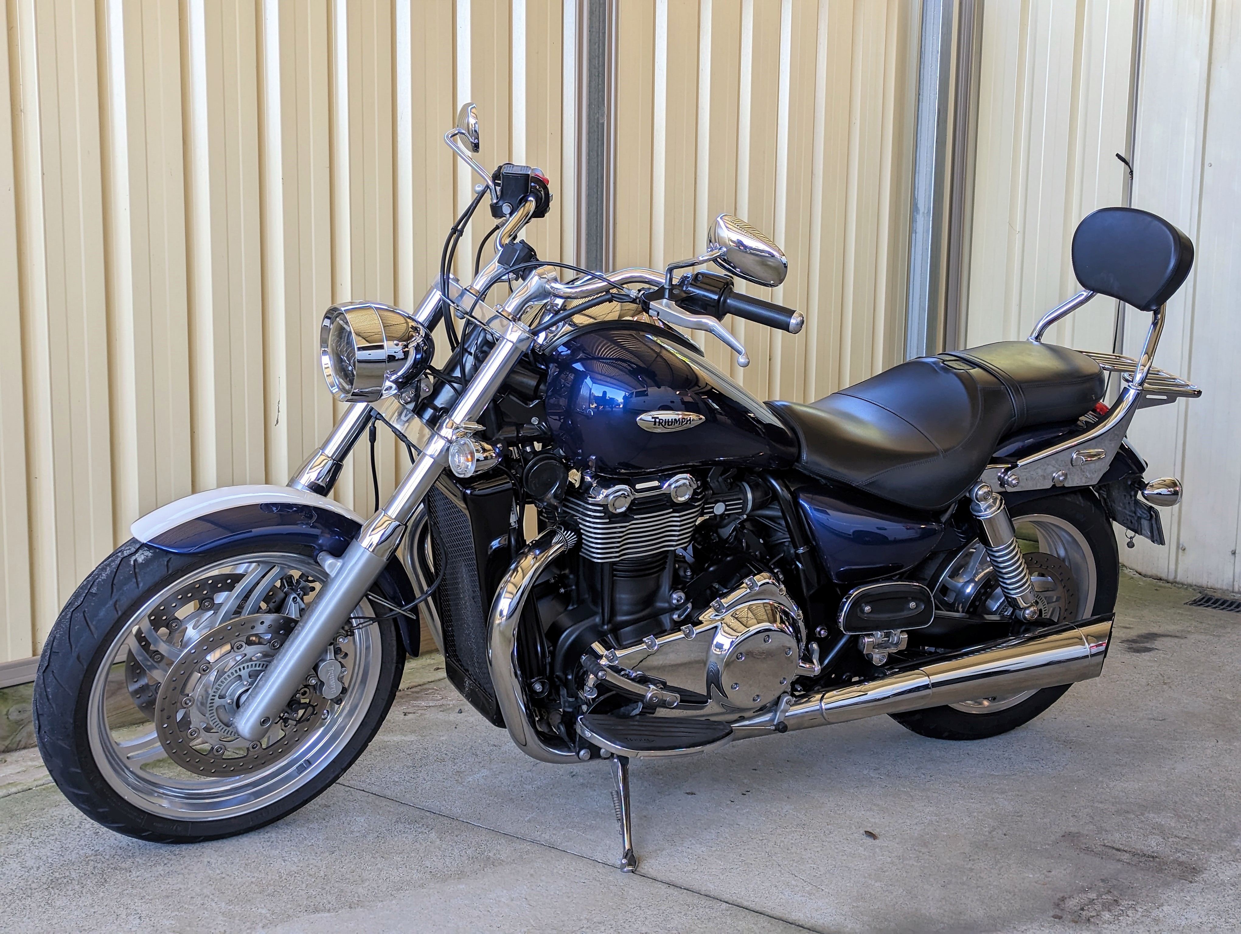 2010 TRIUMPH THUNDERBIRFD 1600 ABS CRUISER