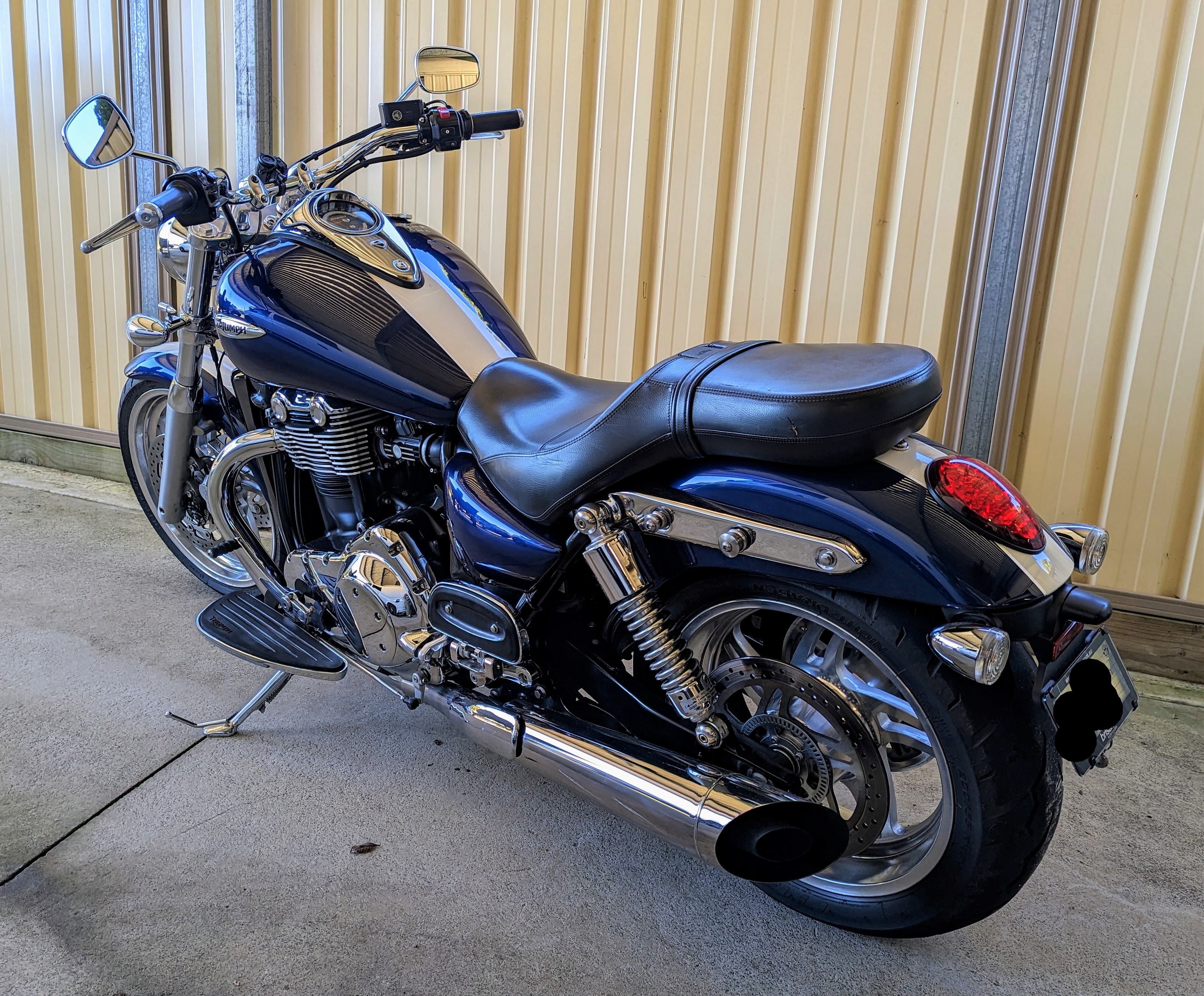 2010 TRIUMPH THUNDERBIRFD 1600 ABS CRUISER