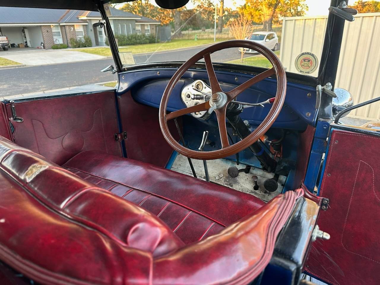 1928 FORD MODEL A TOURER