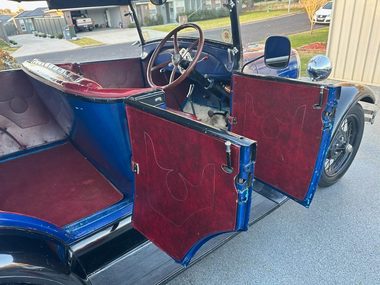 1928 FORD MODEL A TOURER