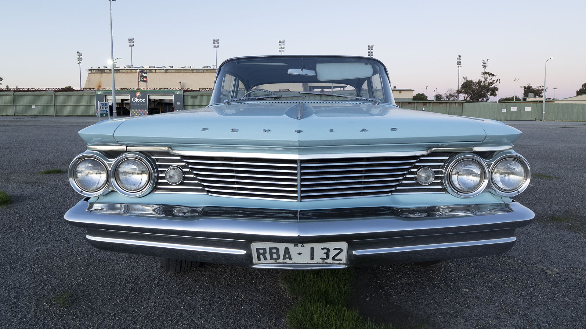 1960 PONTIAC LAURENTIAN SEDAN