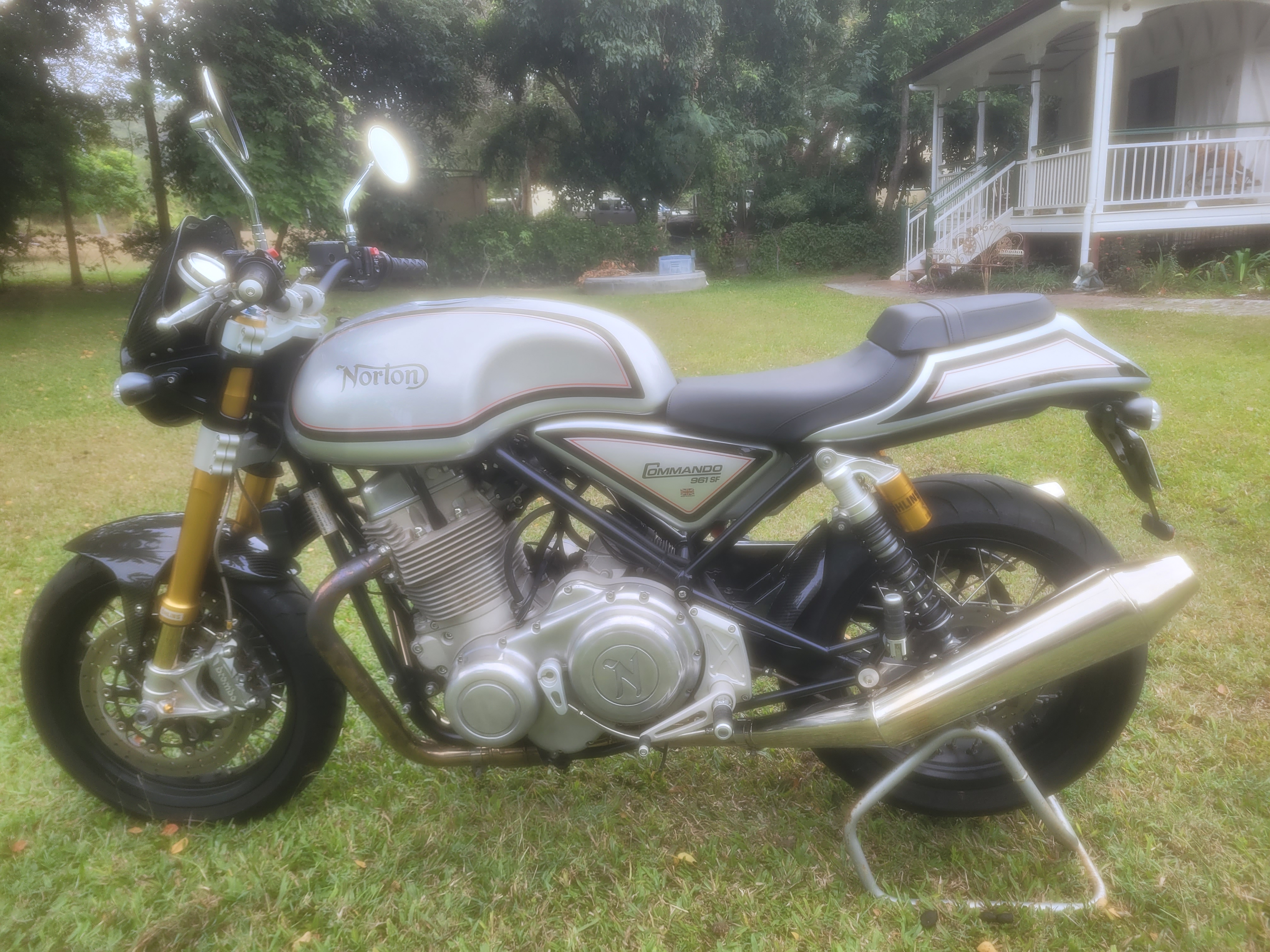 2015 NORTON COMMANDO 961 SF ROAD