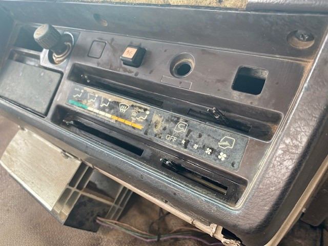 1985 MITSUBISHI FV4 58 WATER TRUCK