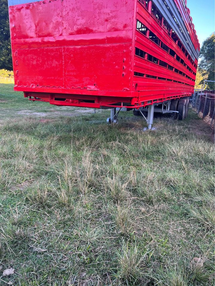2000 MCGRATH STOCK TRAILER