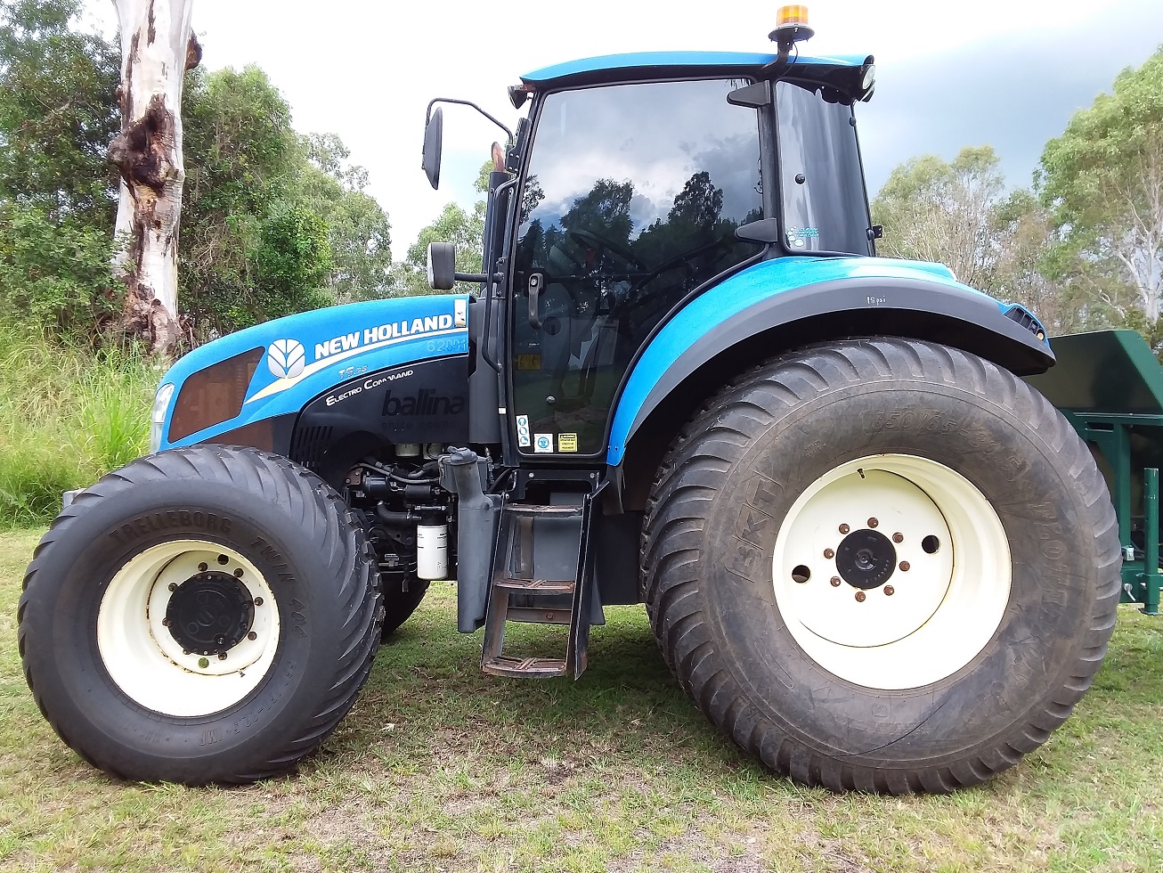 2014 New Holland TS5.95 Cab Tractor