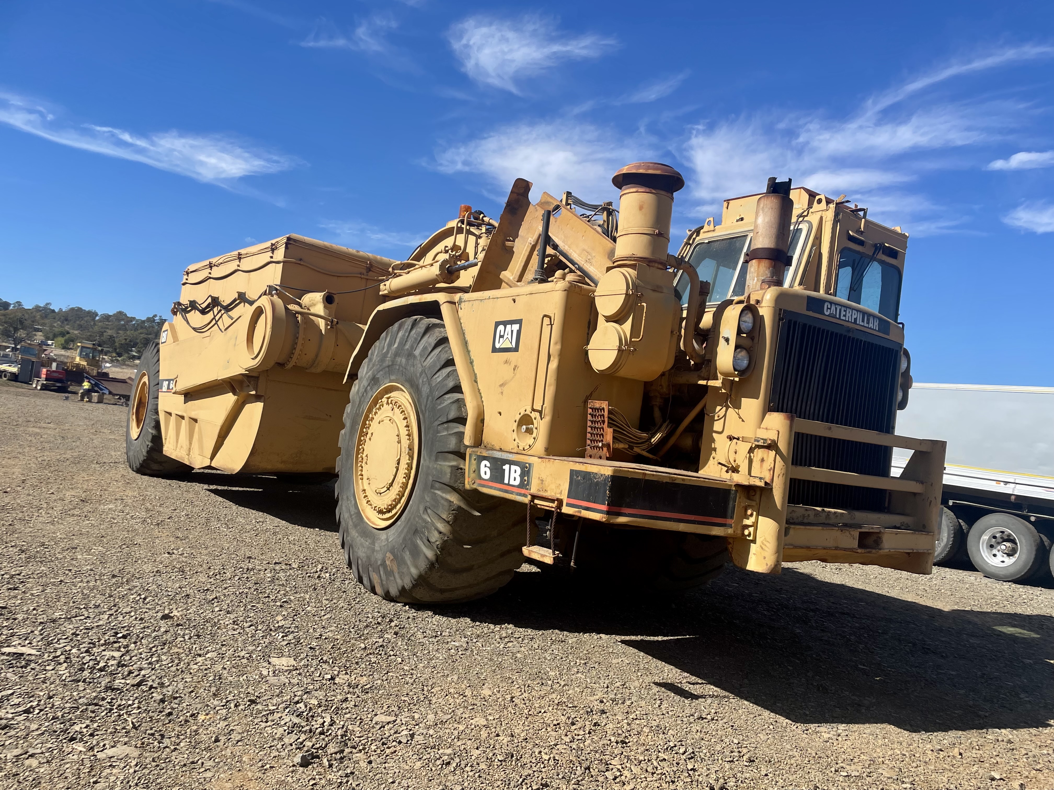 CATERPILLAR 641B WATER TRUCK