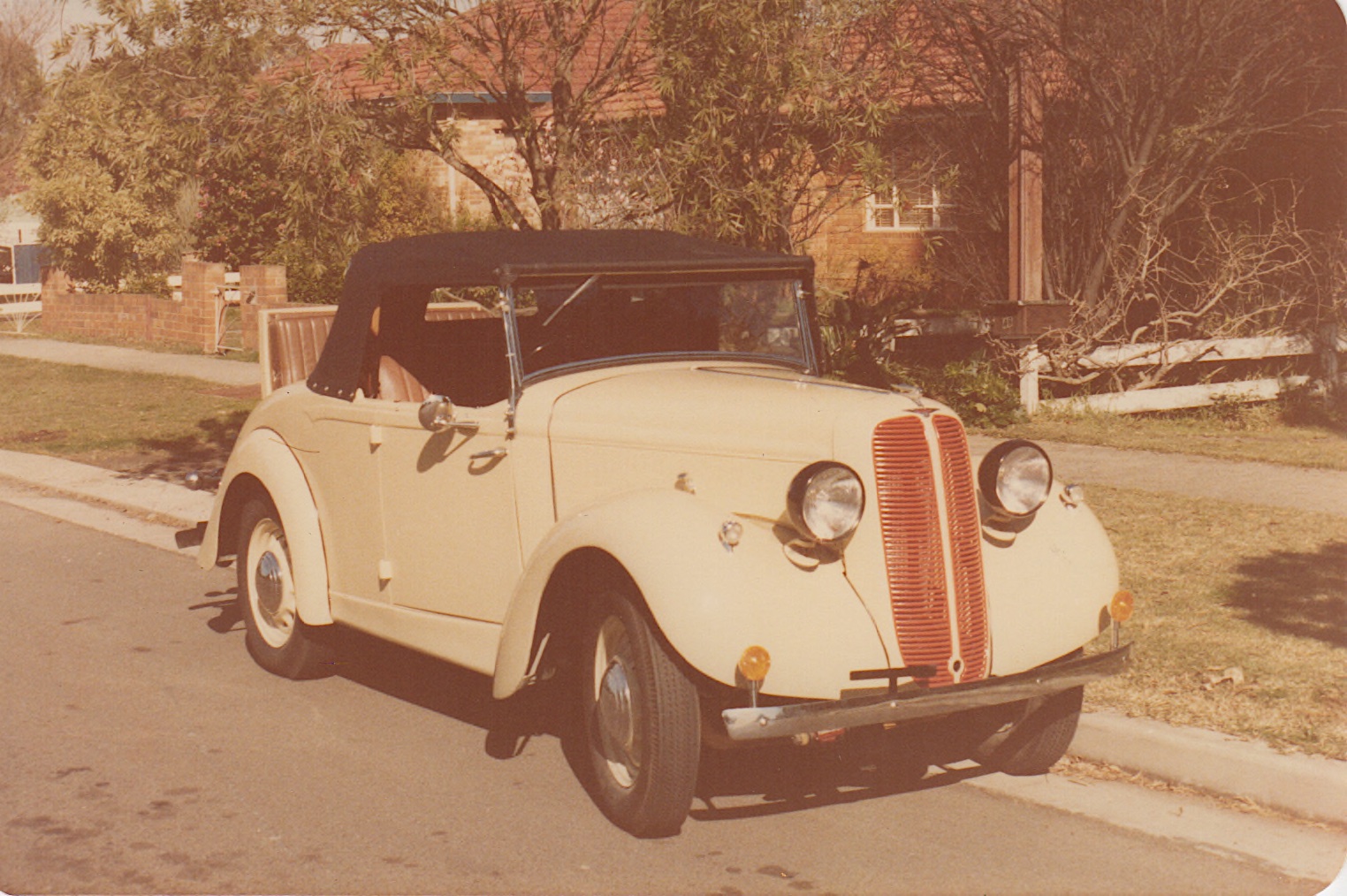 1939 HILLMAN CONVERTIBLE