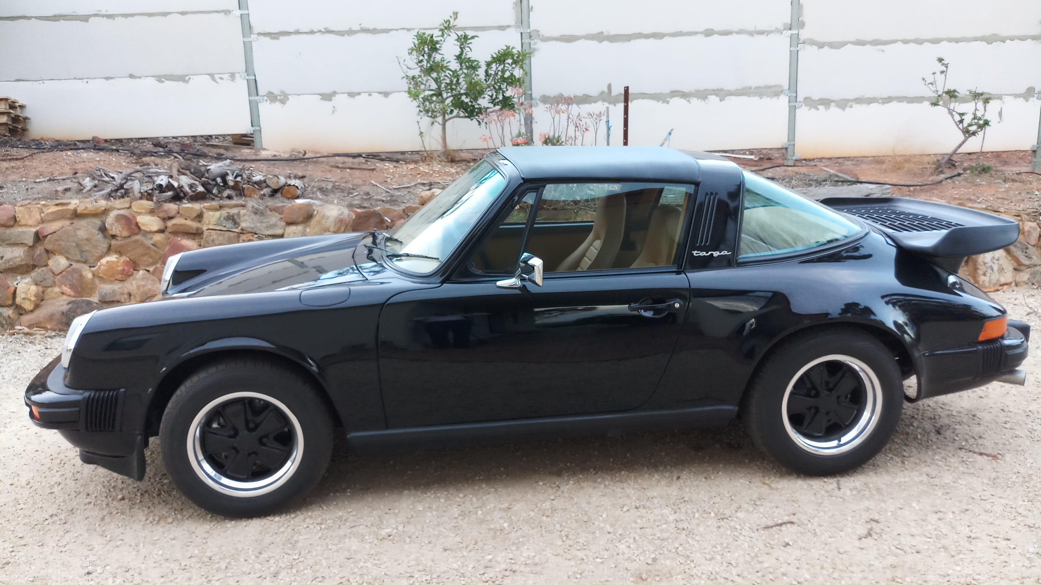 1974 PORSCHE 911 CARRERA 2.7 5 SP MANUAL 2D COUPE