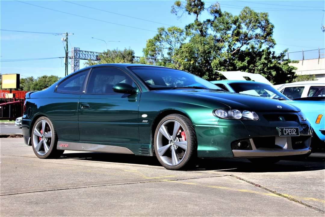 2002 HSV V2 GTS COUPE 