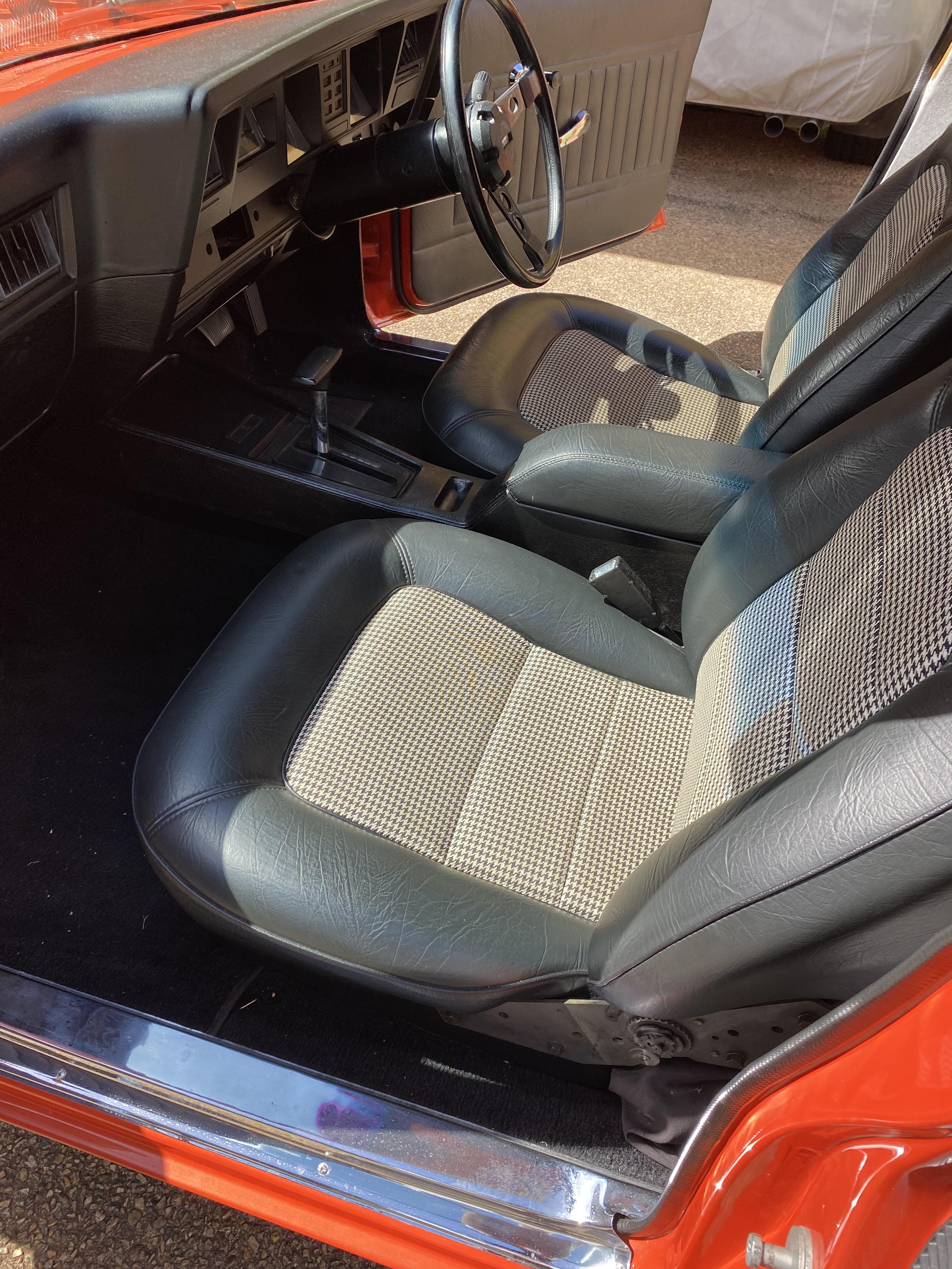 1979 HOLDEN SANDMAN HZ 4 SP MANUAL VAN