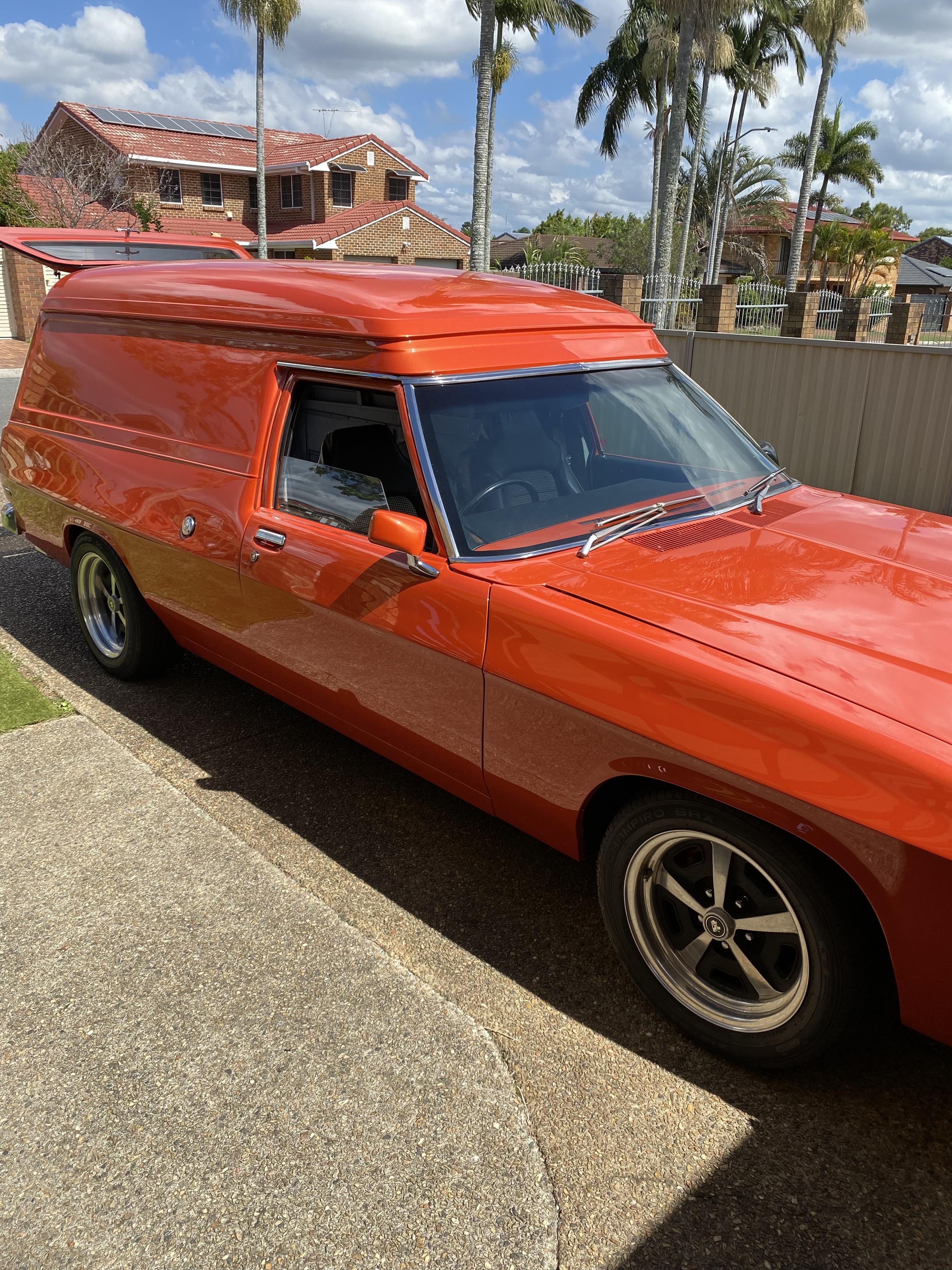 1979 HOLDEN SANDMAN HZ 4 SP MANUAL VAN