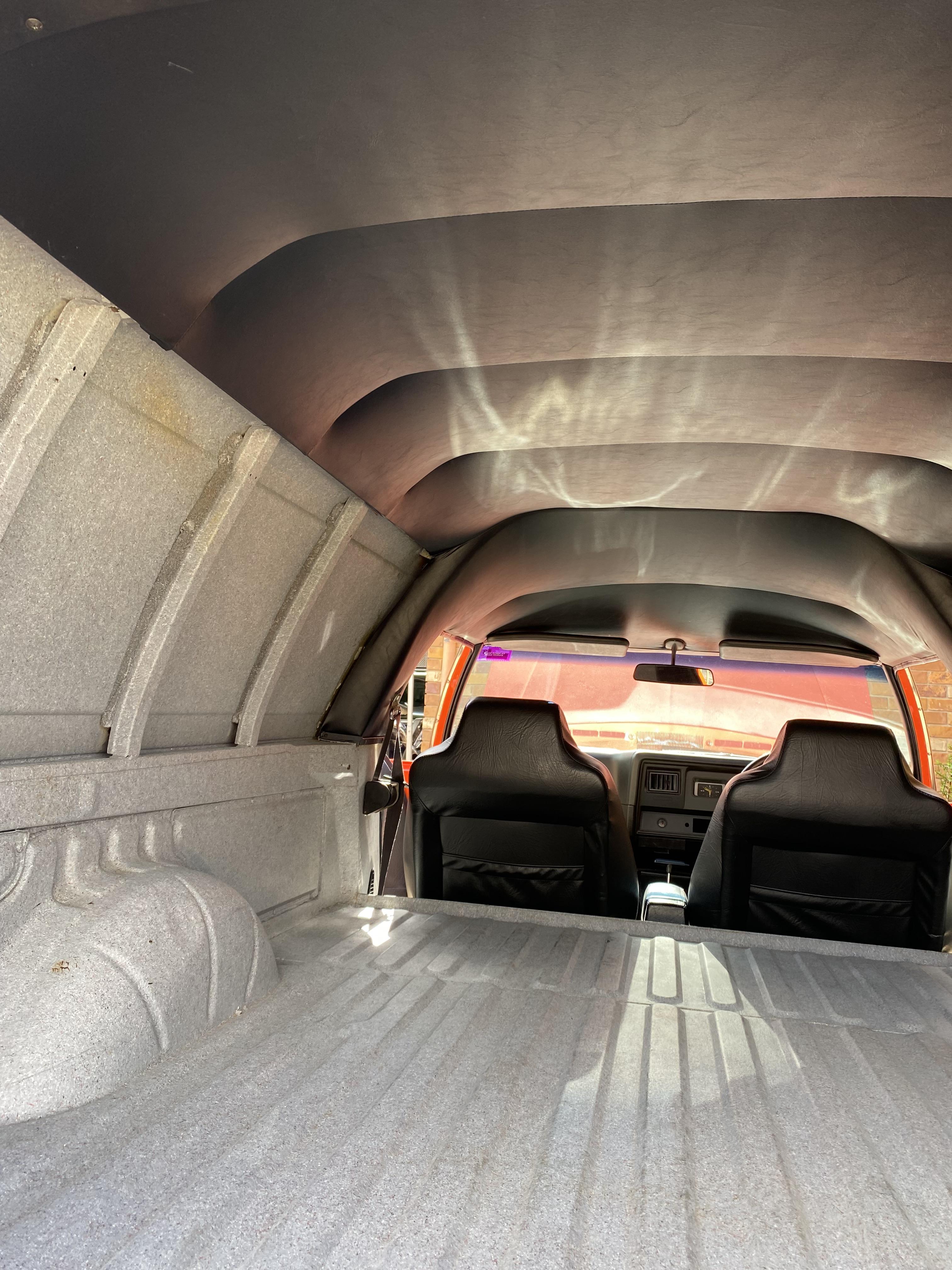 1979 HOLDEN SANDMAN HZ 4 SP MANUAL VAN