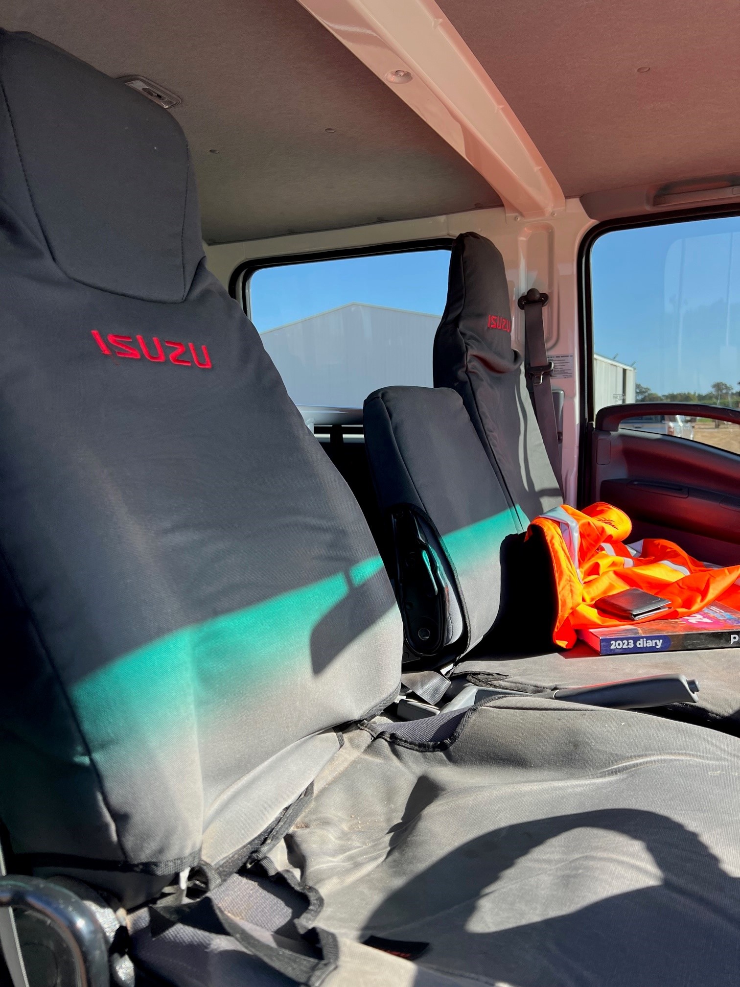 2021 ISUZU NPS 75/45-155 4X4 CREW CAB