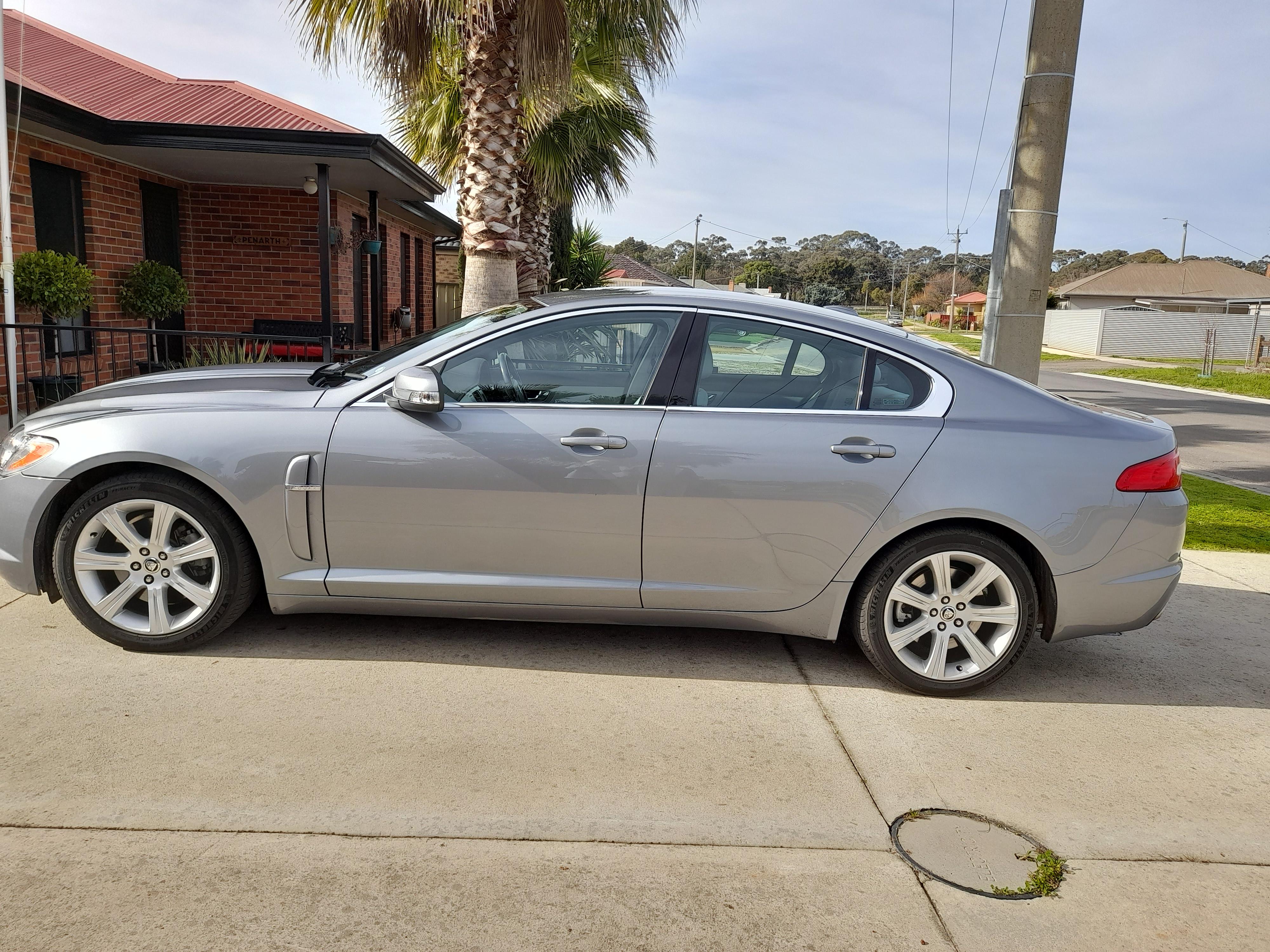 2008 JAGUAR XF SEDAN